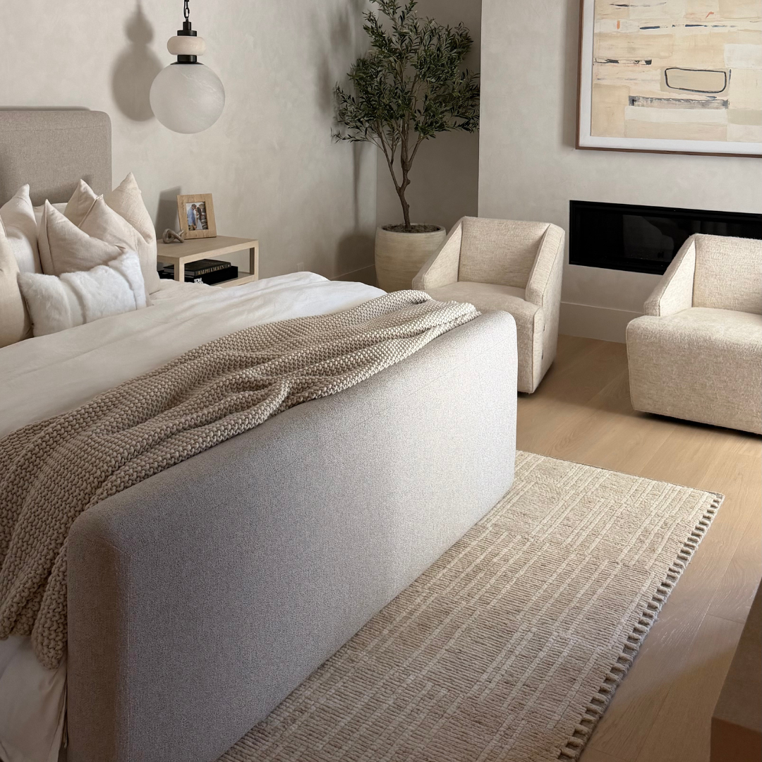 loreen panel bed