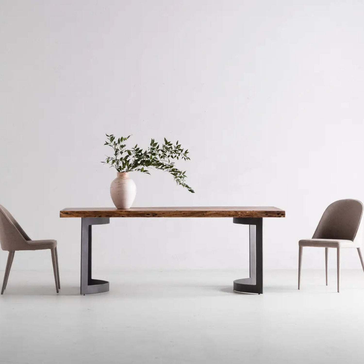Senna Dining Table