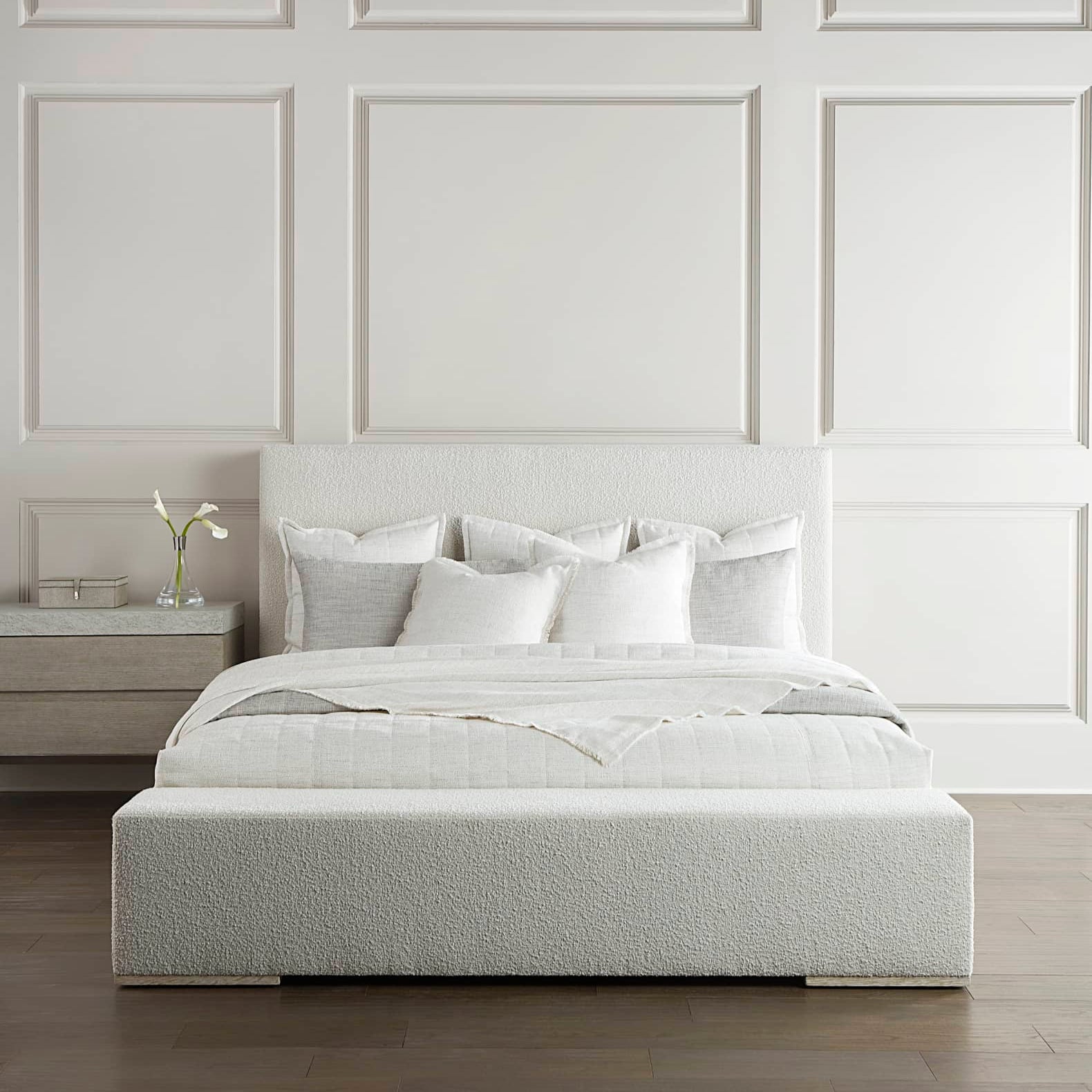 Vesper Bed
