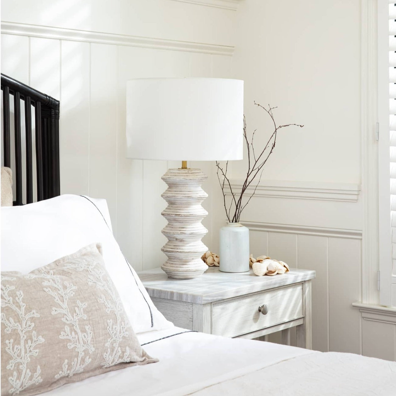 Nova Wood Table Lamp
