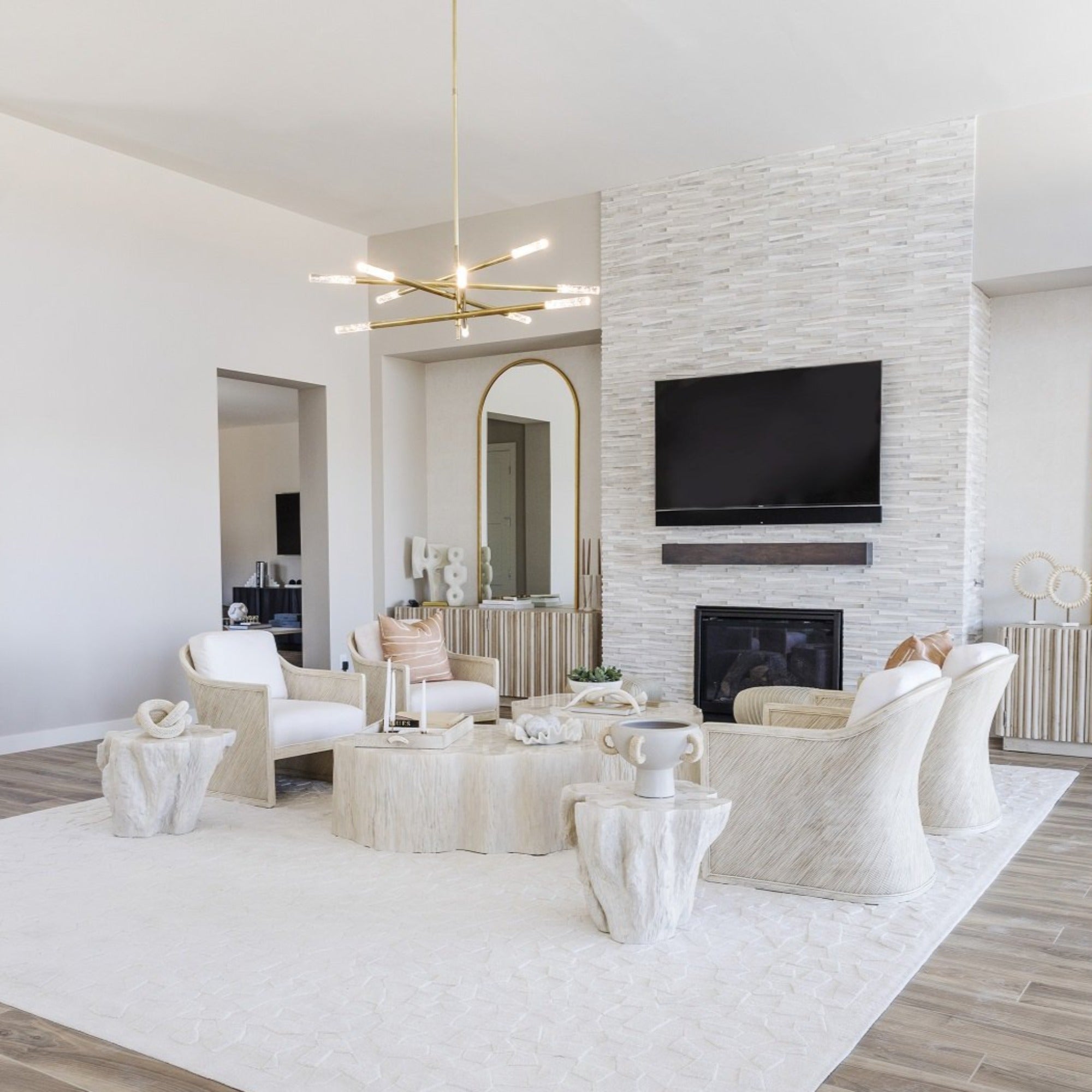 Arteriors Clyde Centerpiece