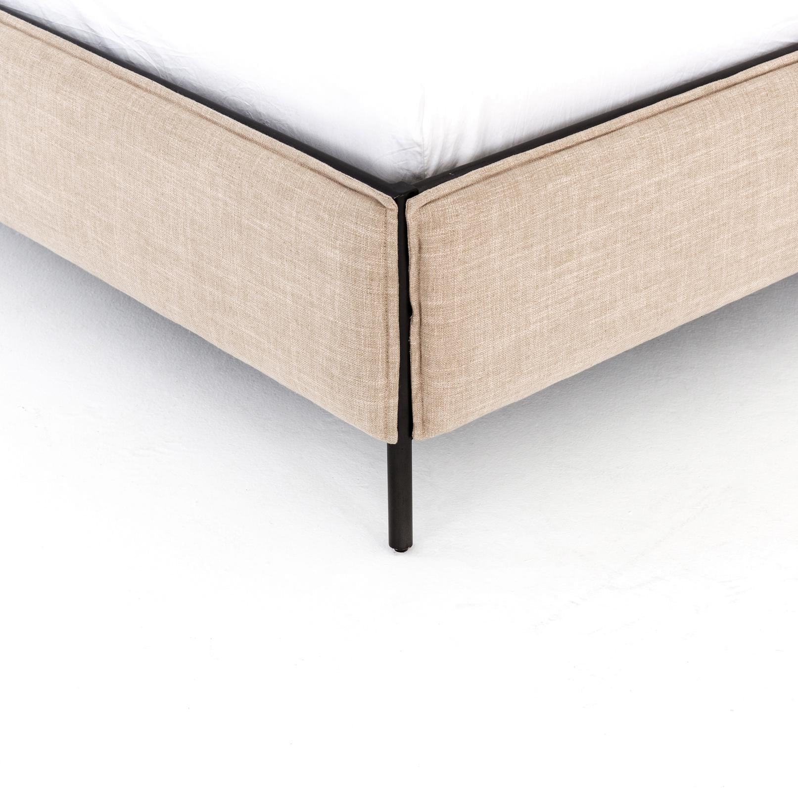 Leigh Upholstered Bed