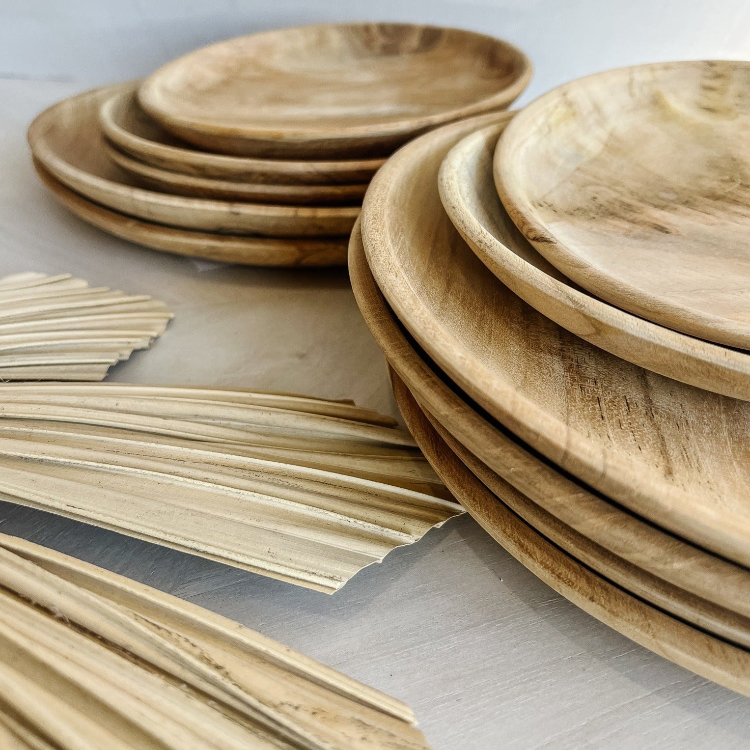 Teakwood Plates