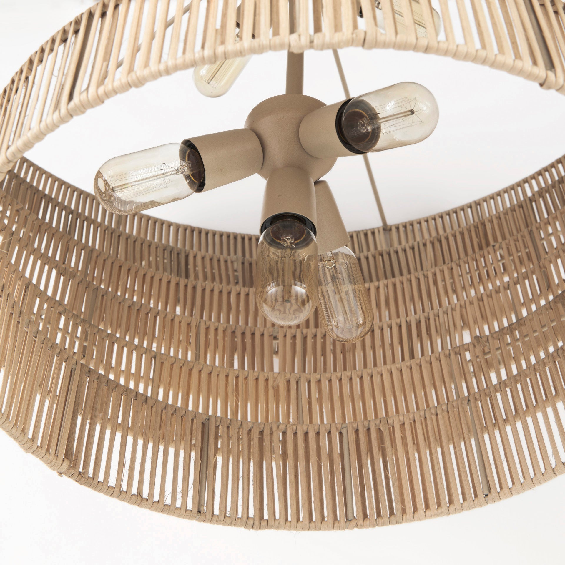 Miriam Chandelier