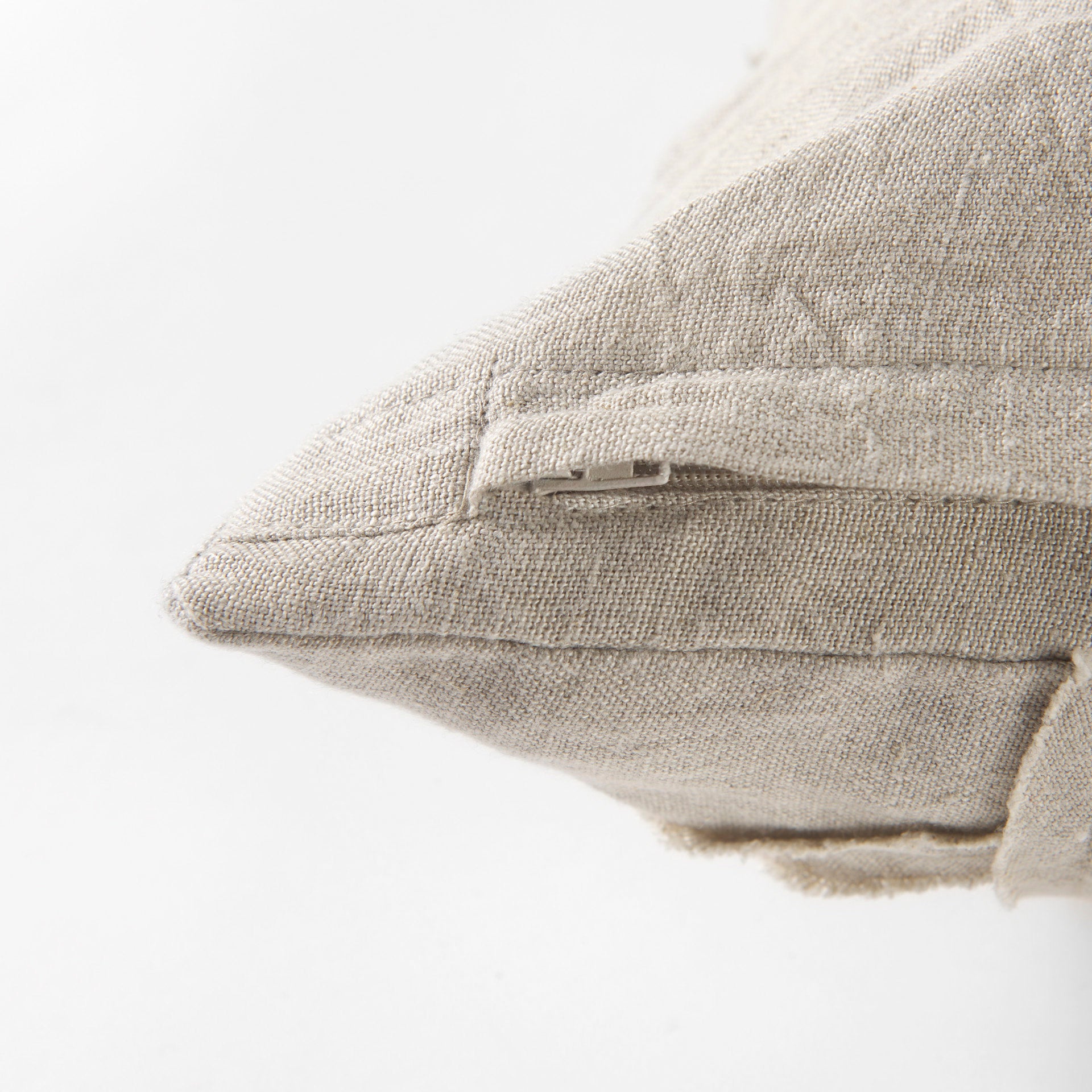 Ivana Pillow Cover