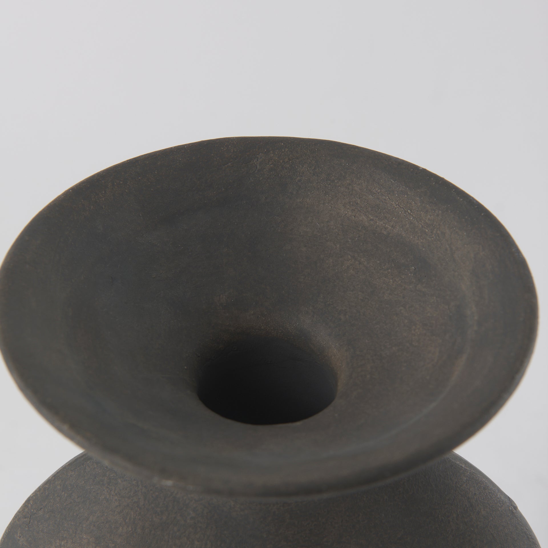 Cassandra Vase