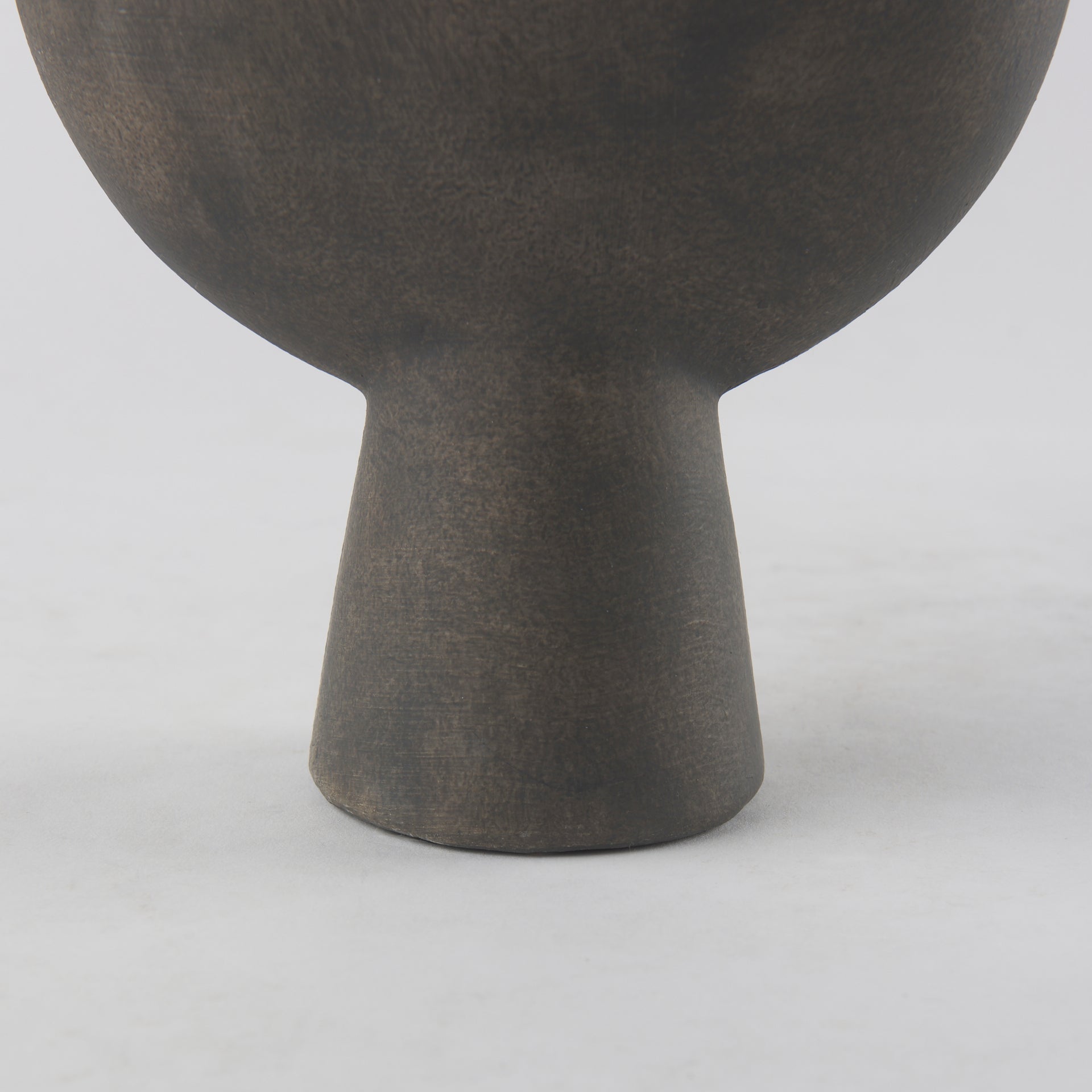 Cassandra Vase