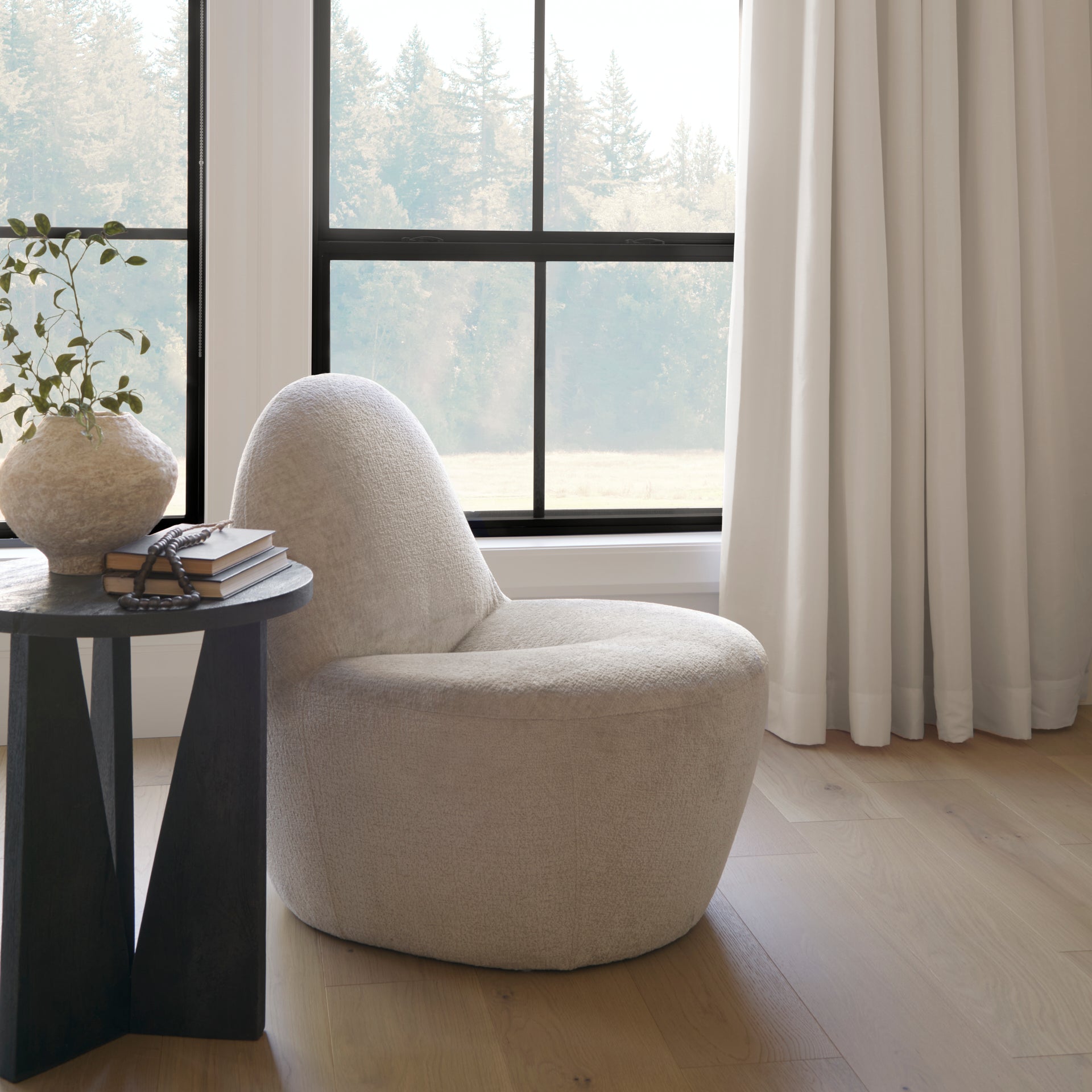 Sanders Accent Chair