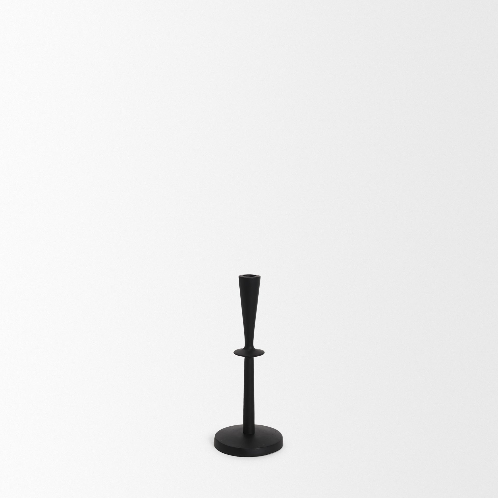 Emman Candle Holder