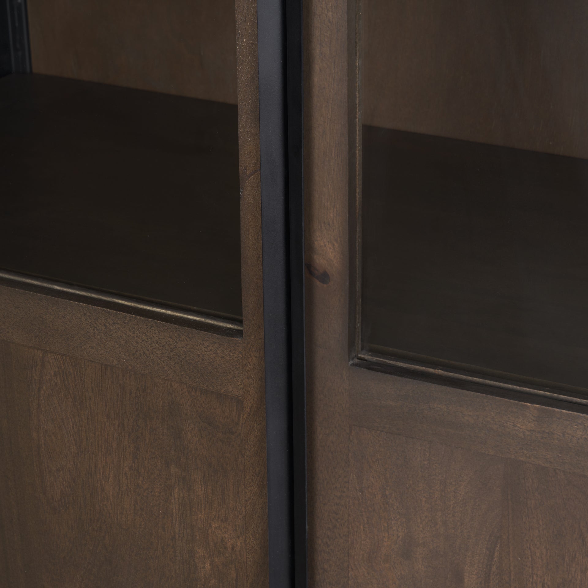 Santino Cabinet