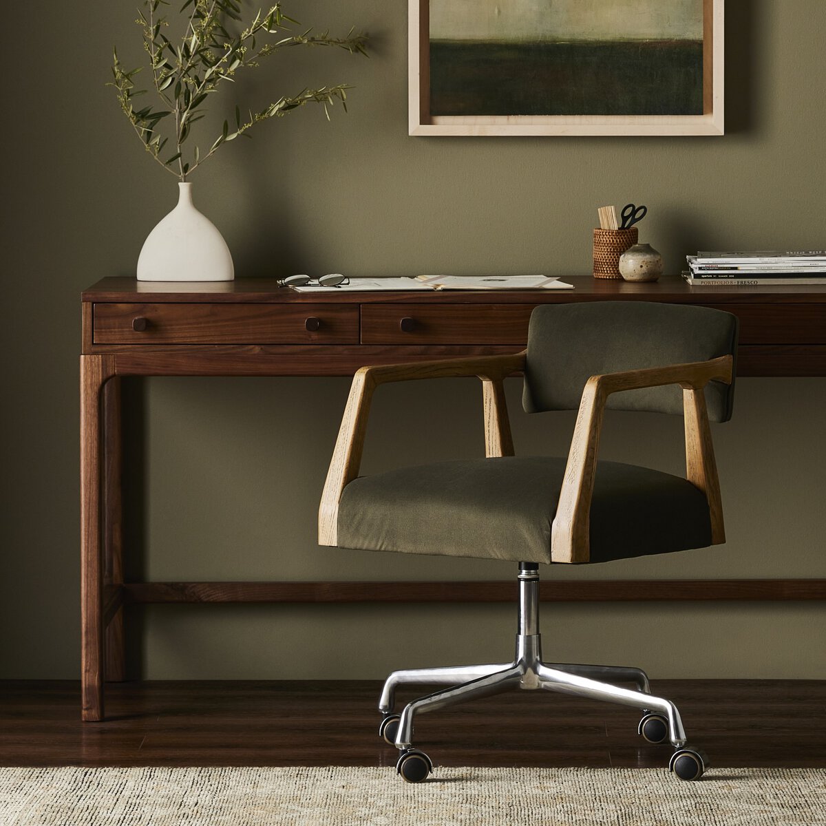 Scottie Desk Chair