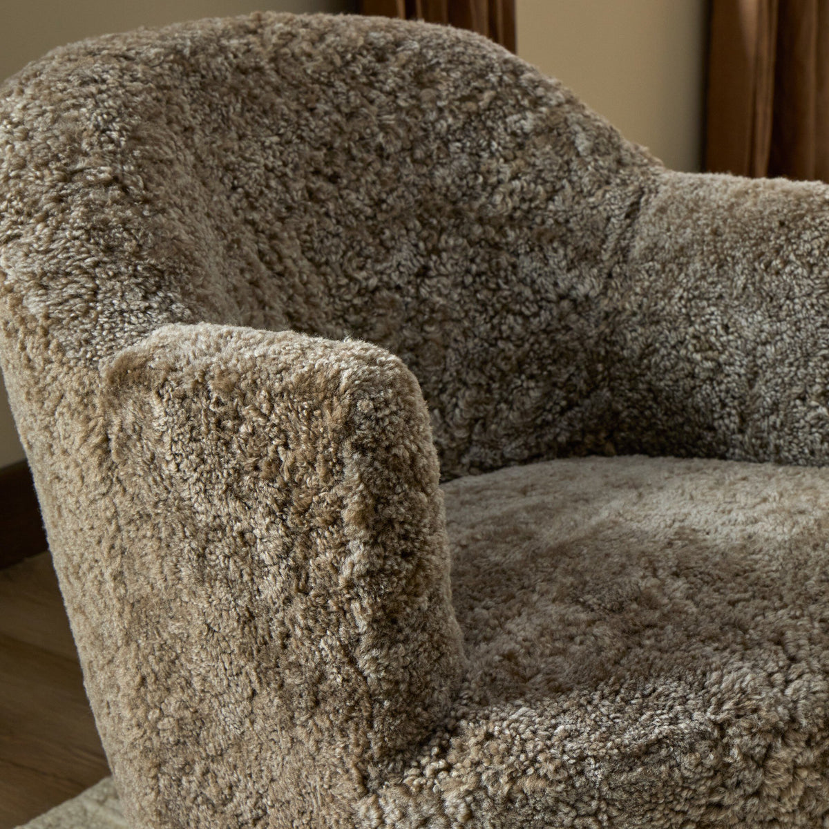 Aurora Swivel Chair