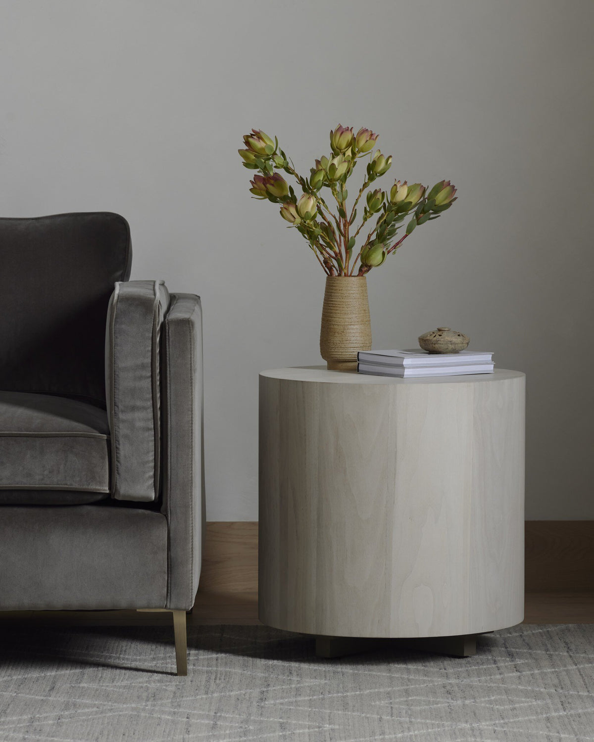 Noa Round End Table