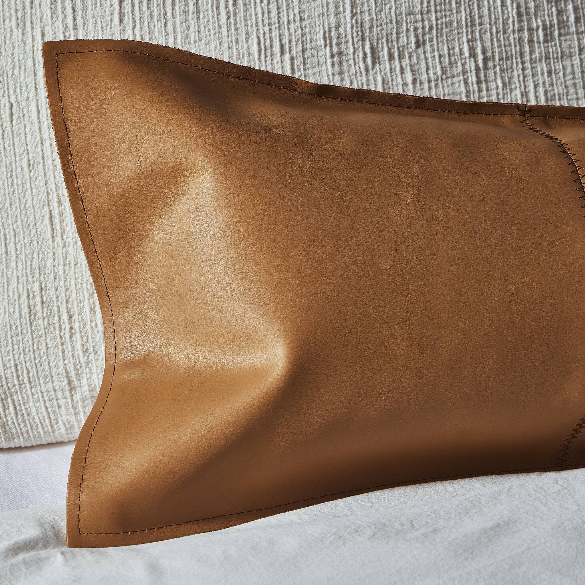 Sandie Lumbar Pillow
