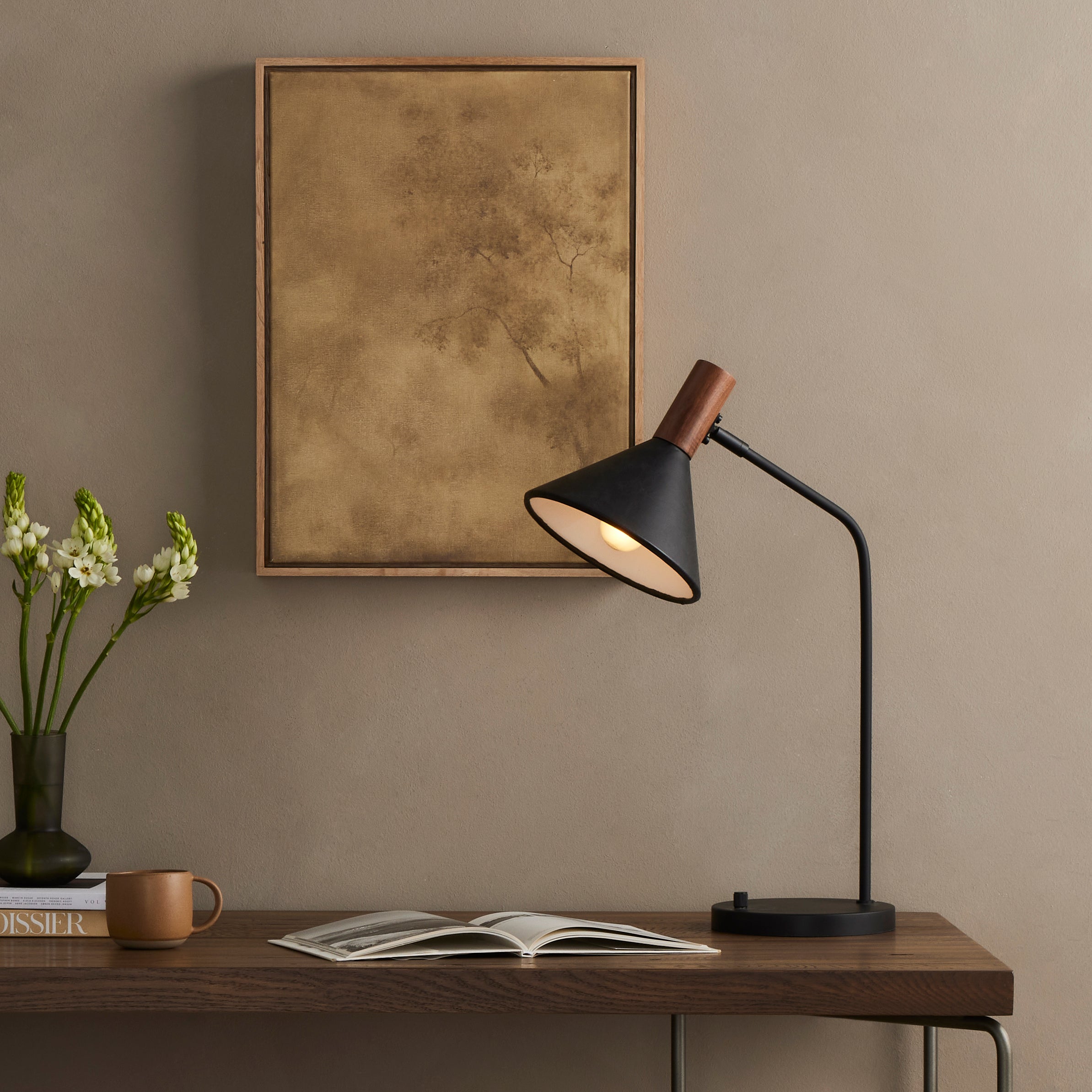 Carla Task Lamp