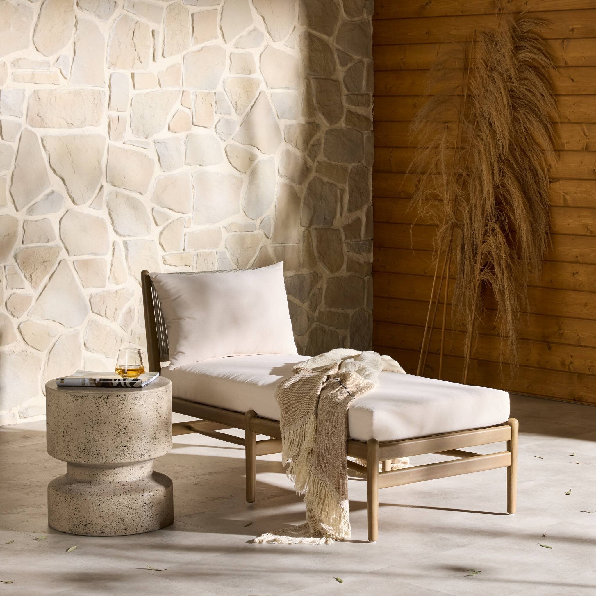 Urban Outdoor Chaise