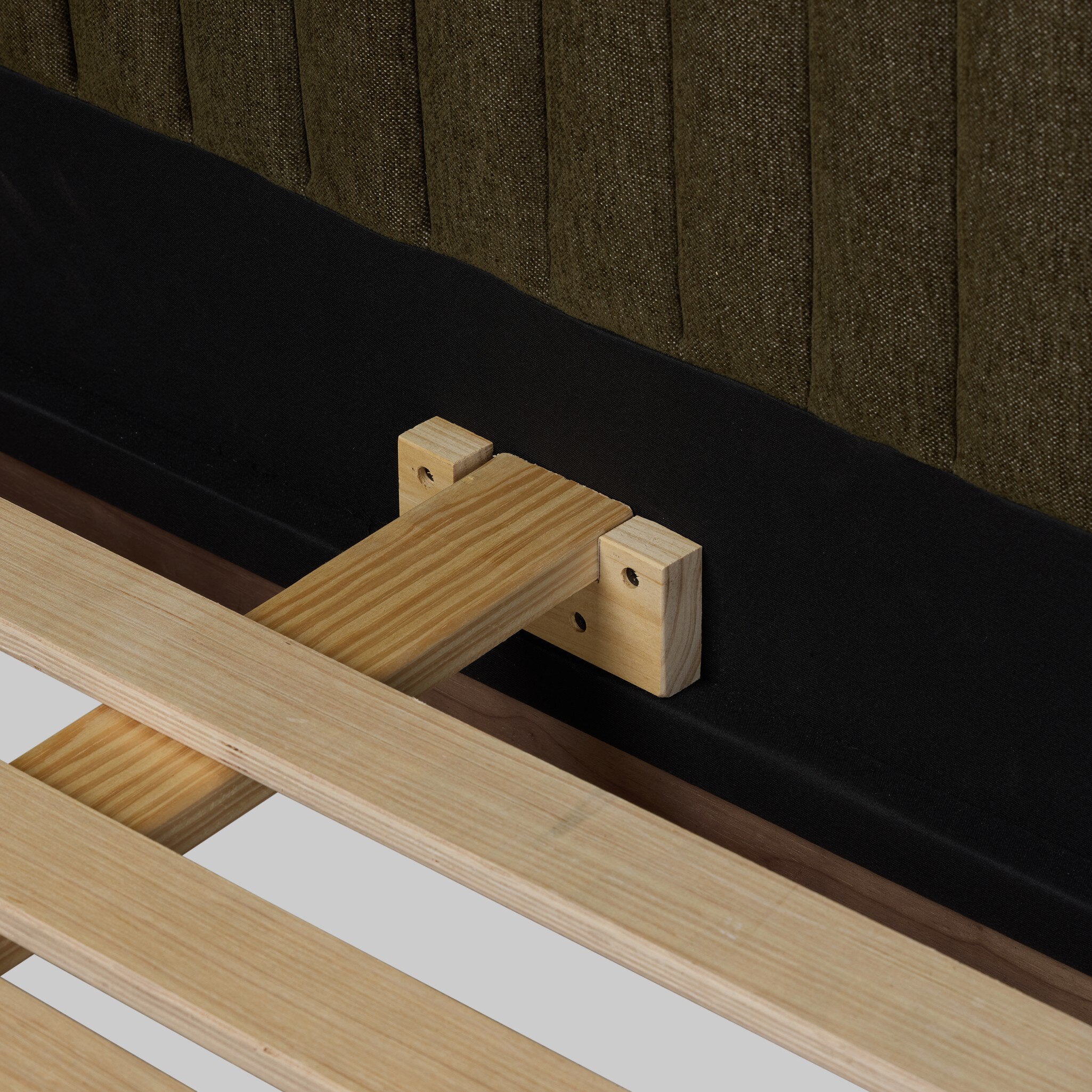 Montgomery Bed
