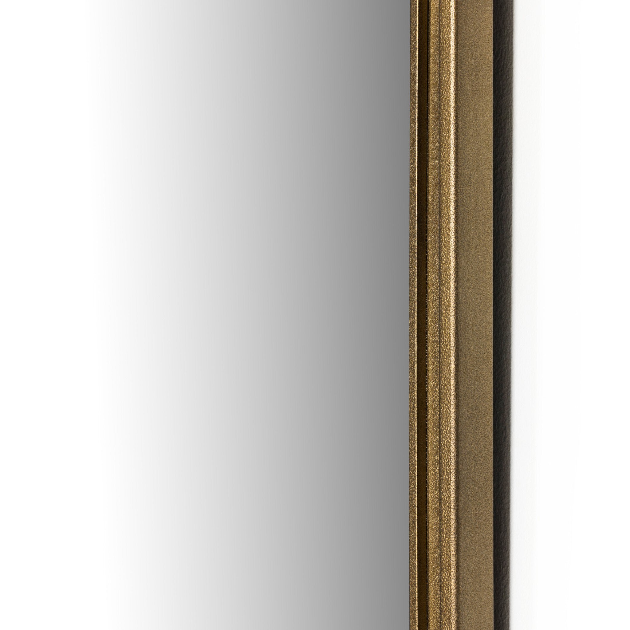 Emilia Mirror