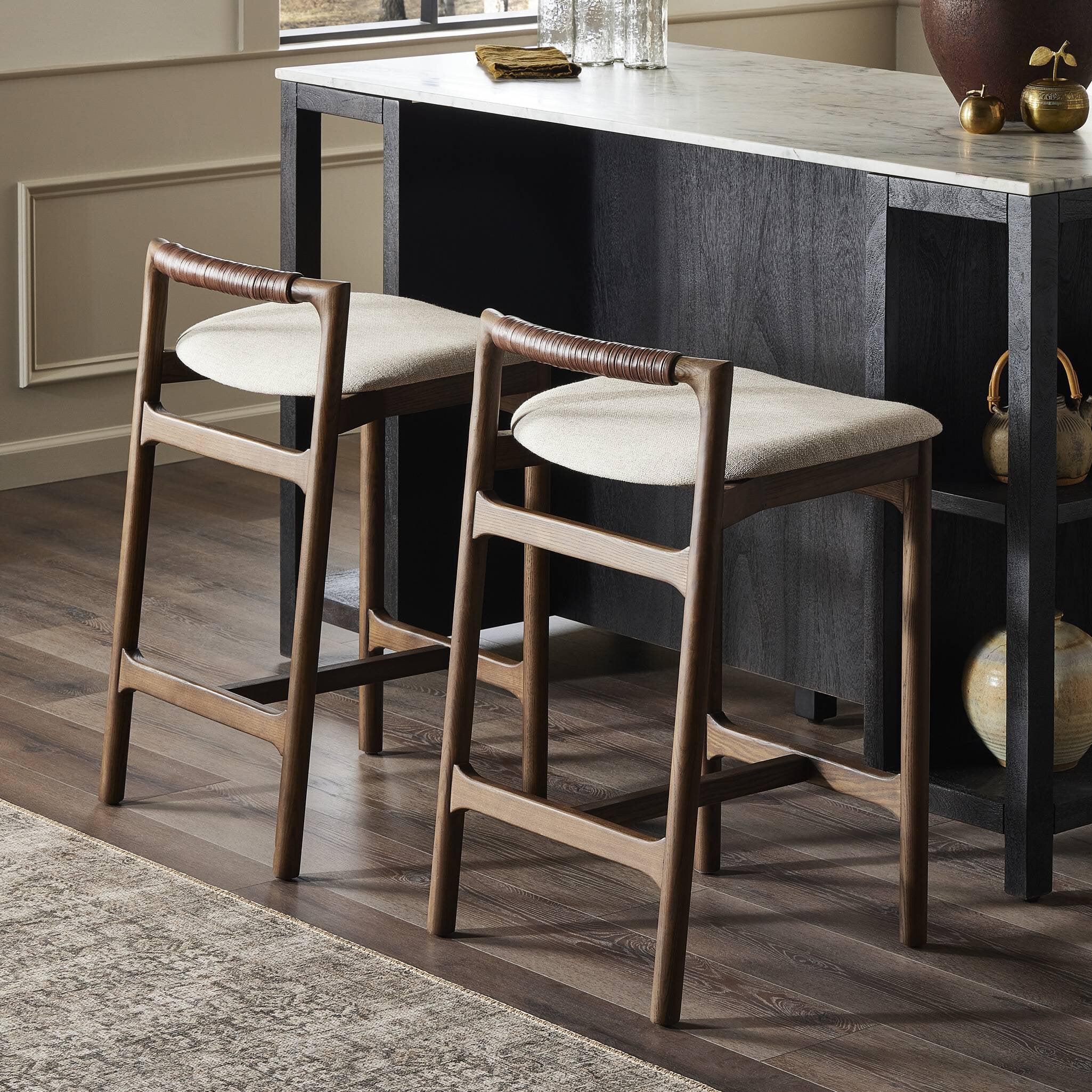 Vina Bar & Counter Stool