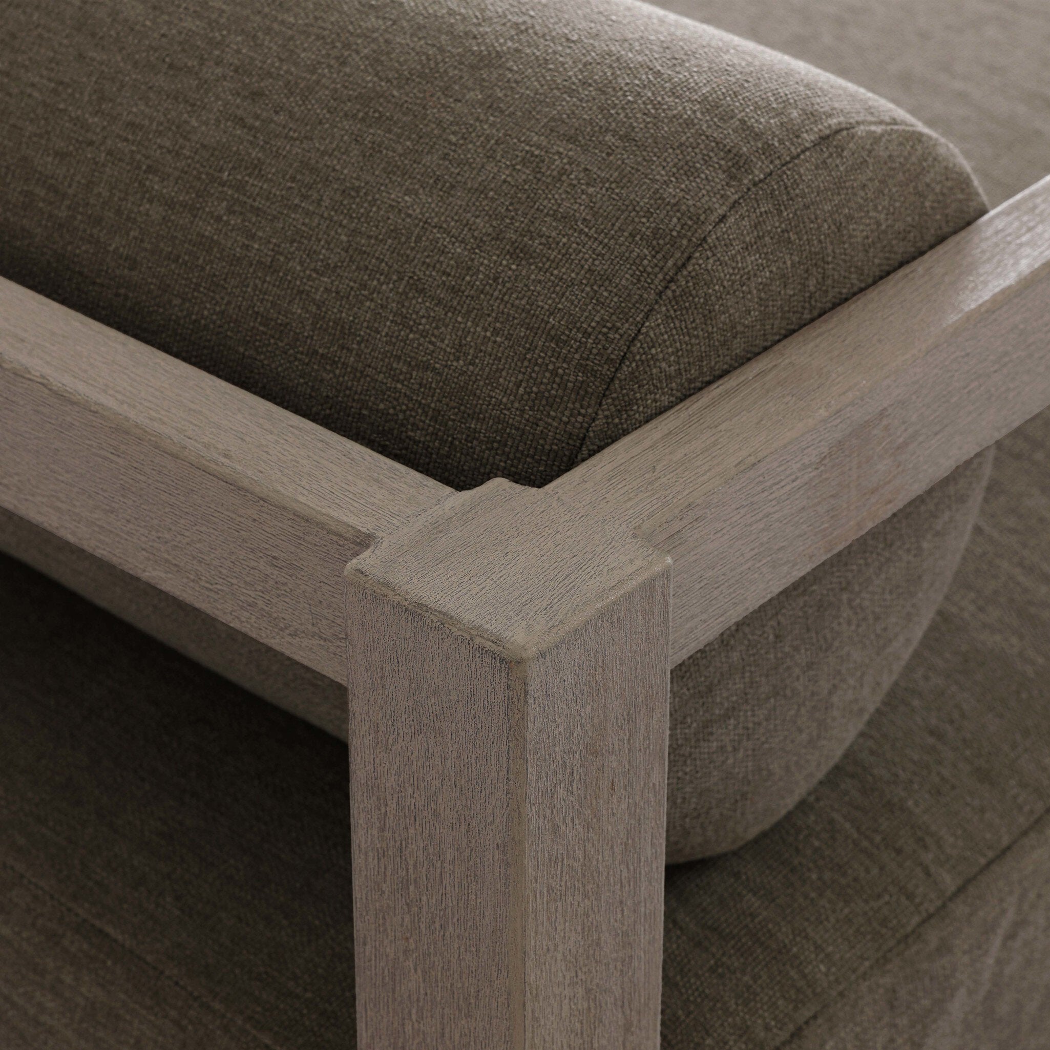 Leona Outdoor Bed