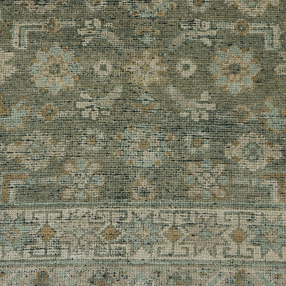 Riley Hand-Knotted Rug