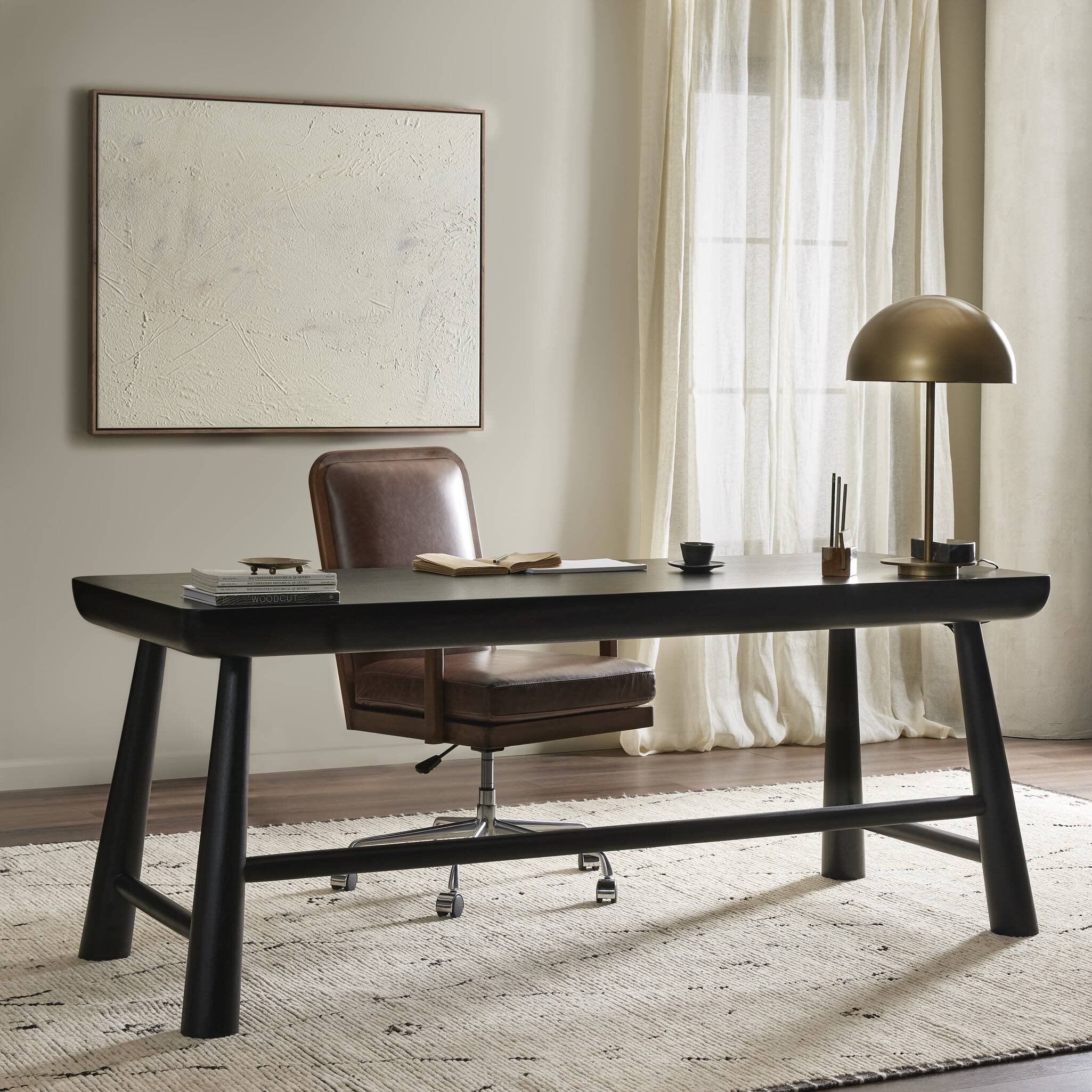 Lora Desk