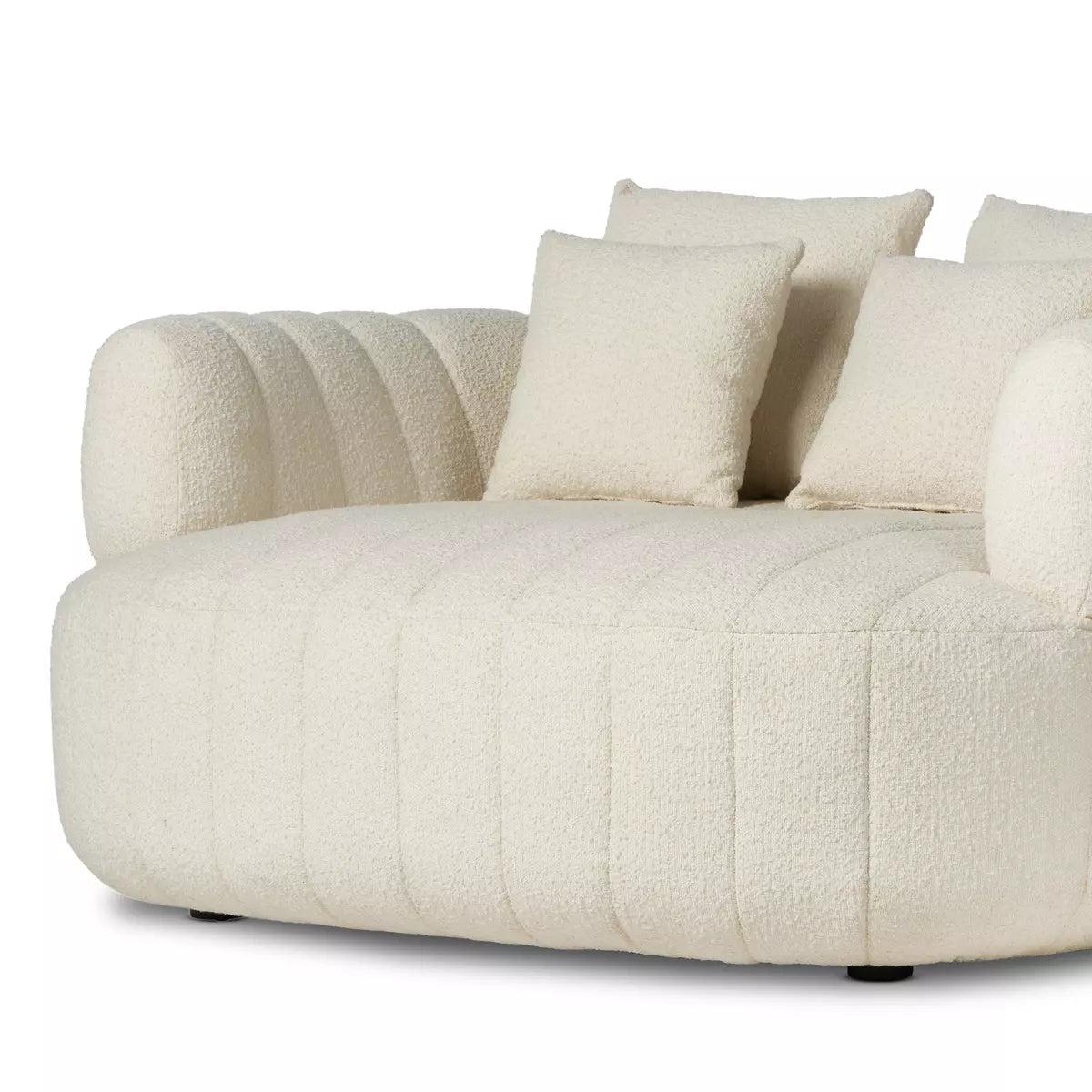 Giovanni Media Lounger