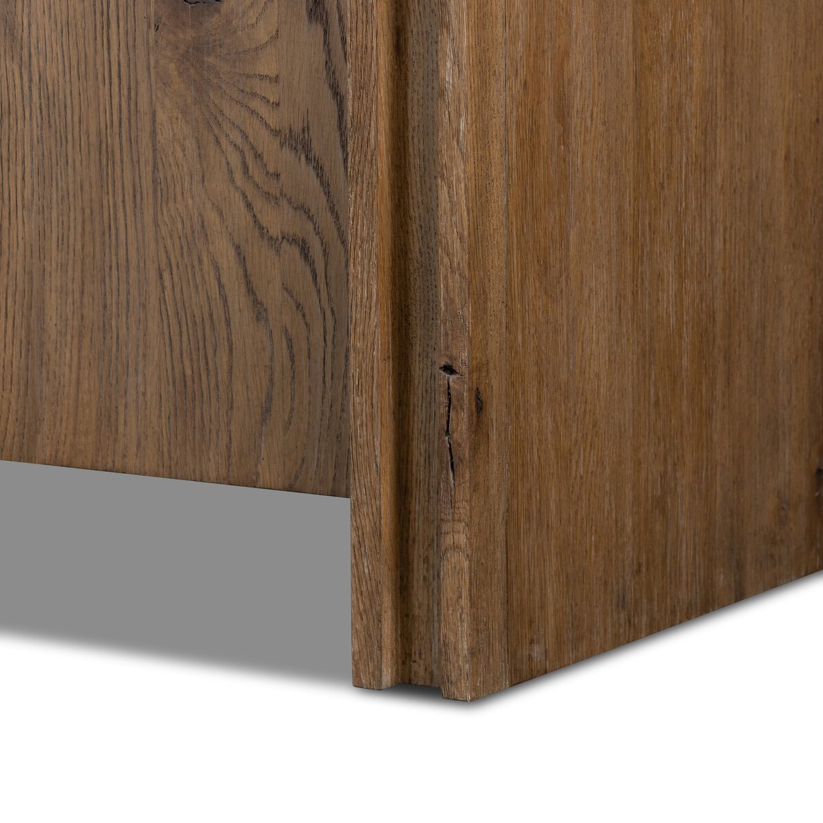 Calhoun Media Console