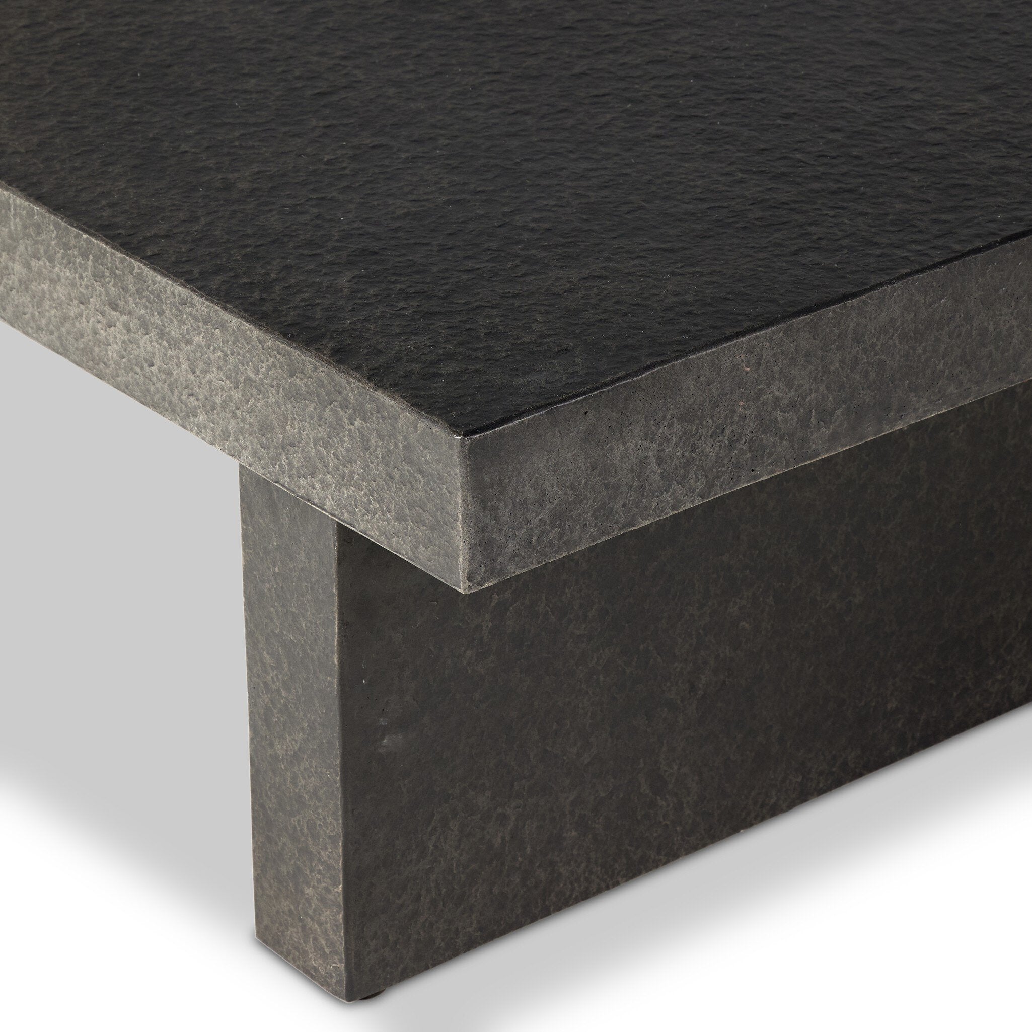 Ricardo Outdoor Coffee Table