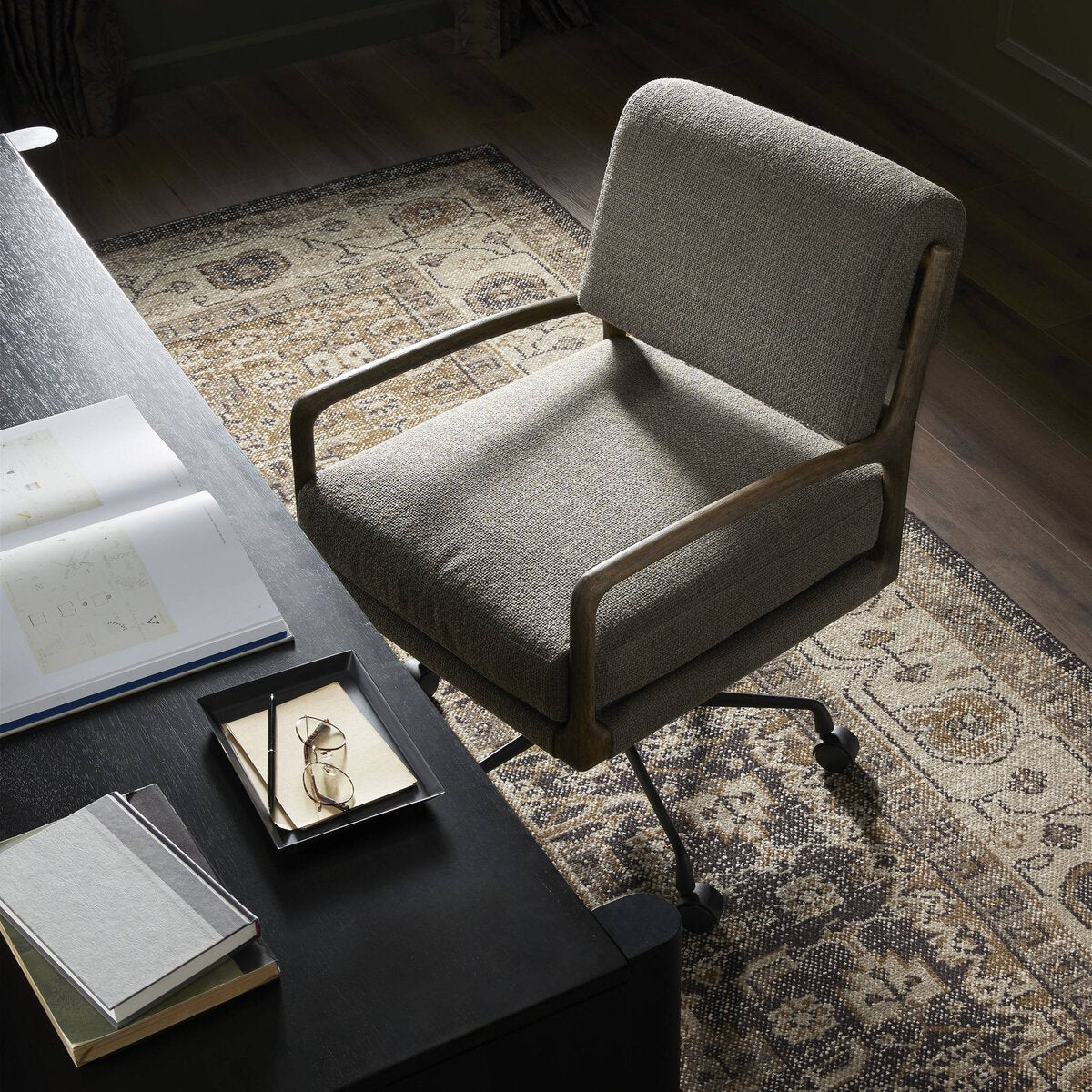 Dunhill Desk Chair