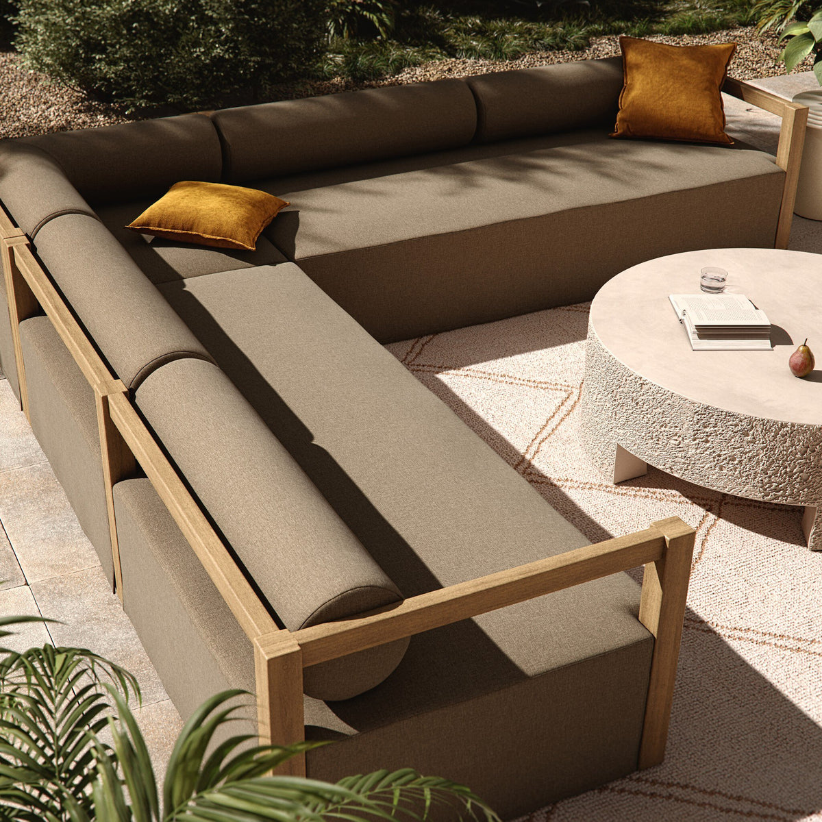 Larkin Outdoor 3pc Sectional