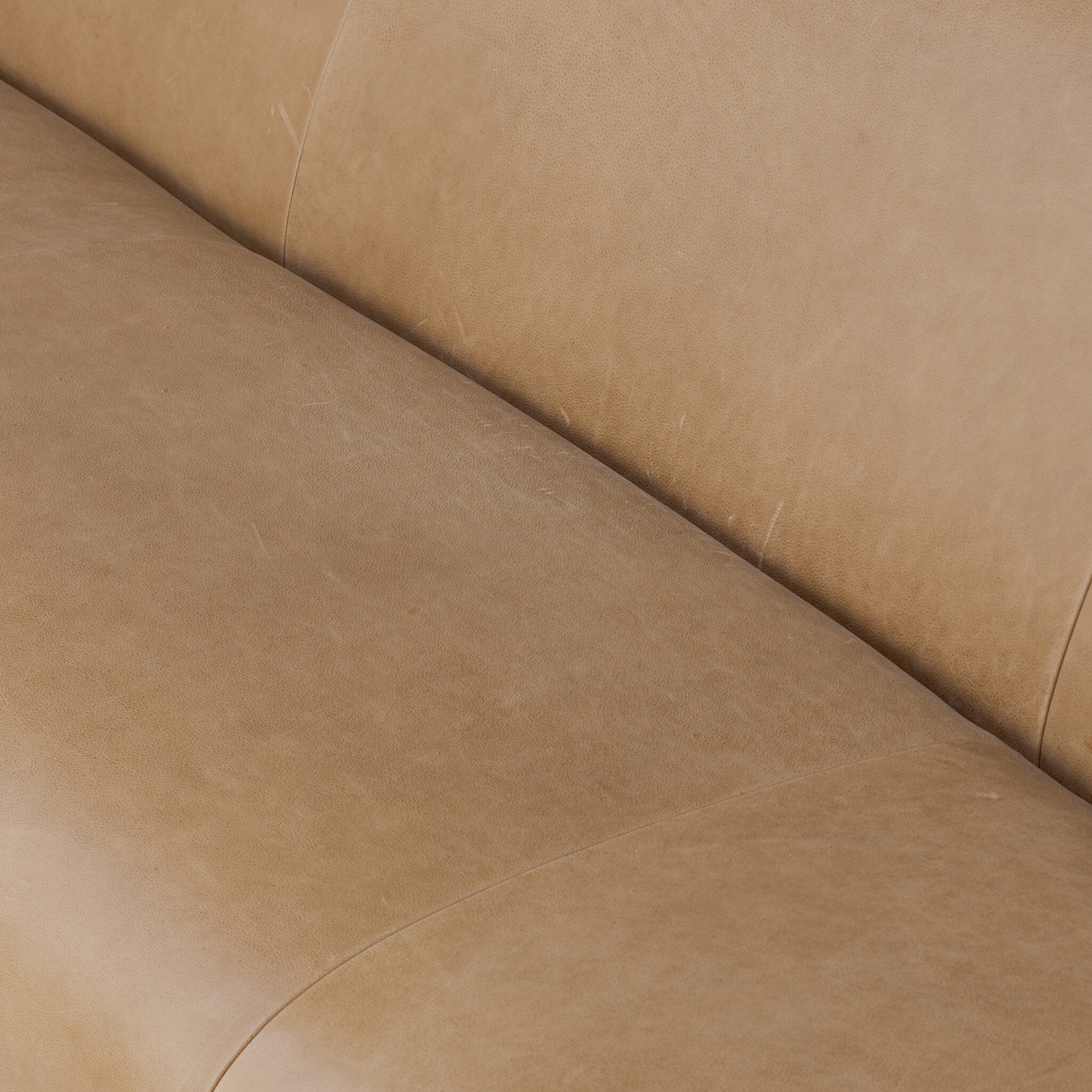 Russel Sofa