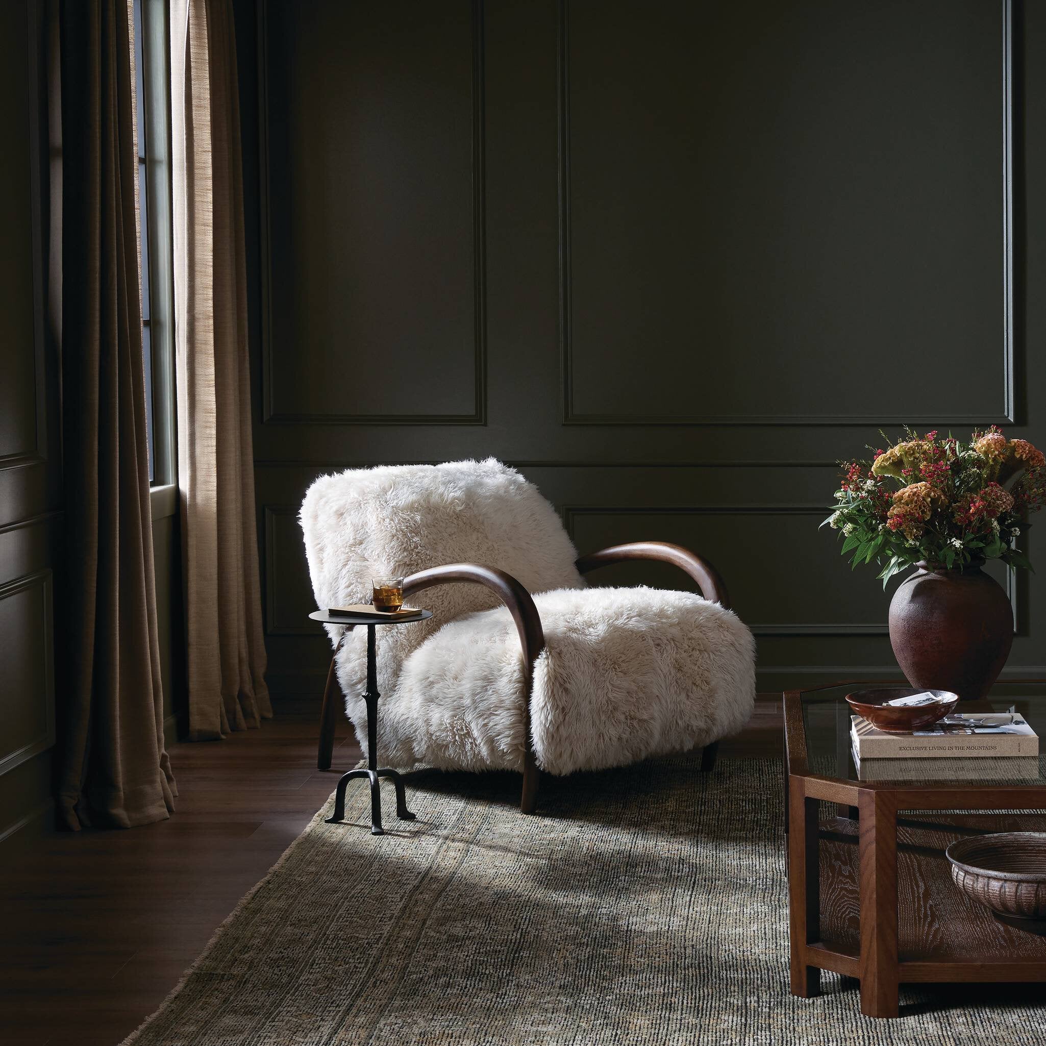 Zandra Chair