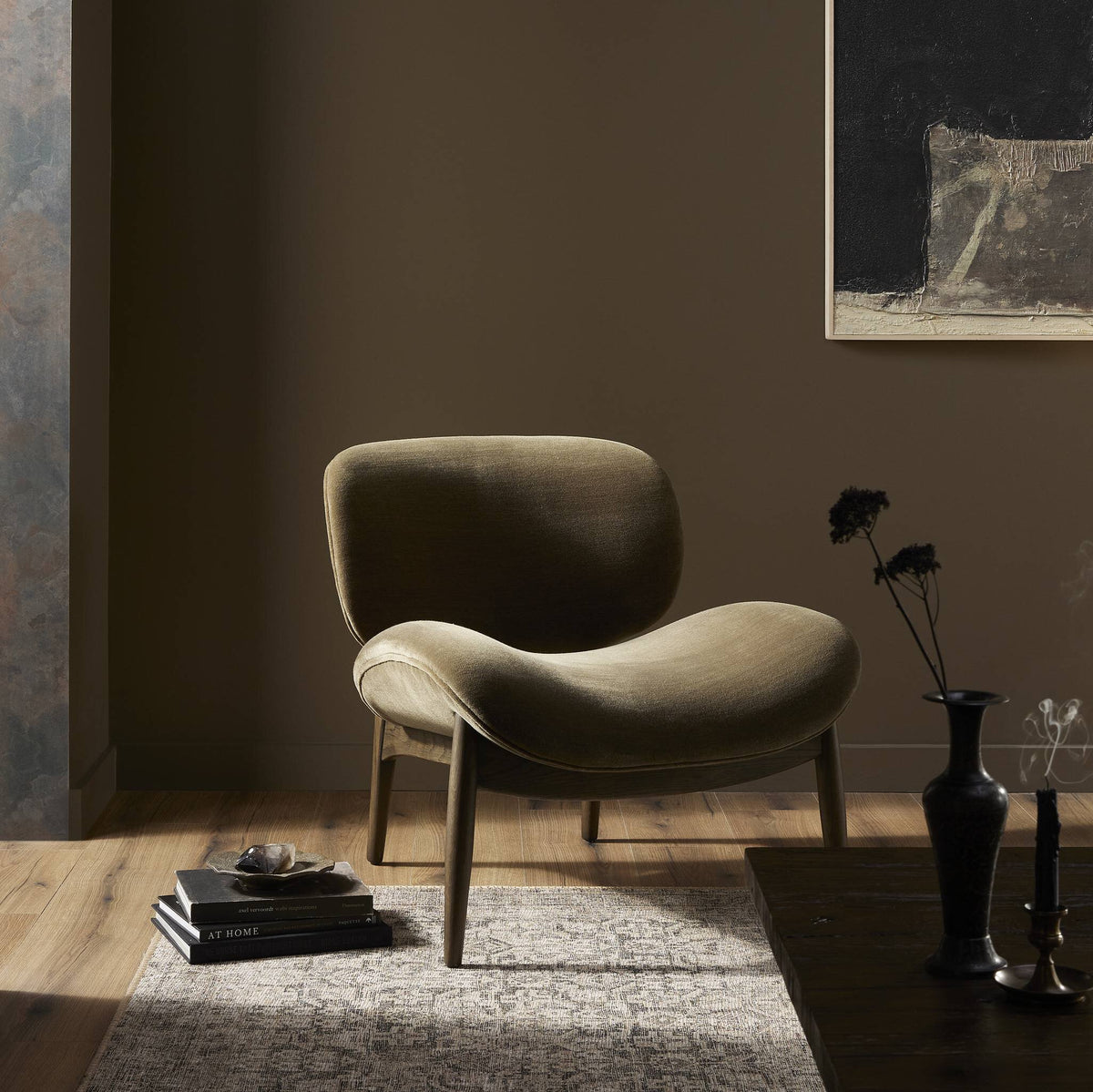 Mina Chair