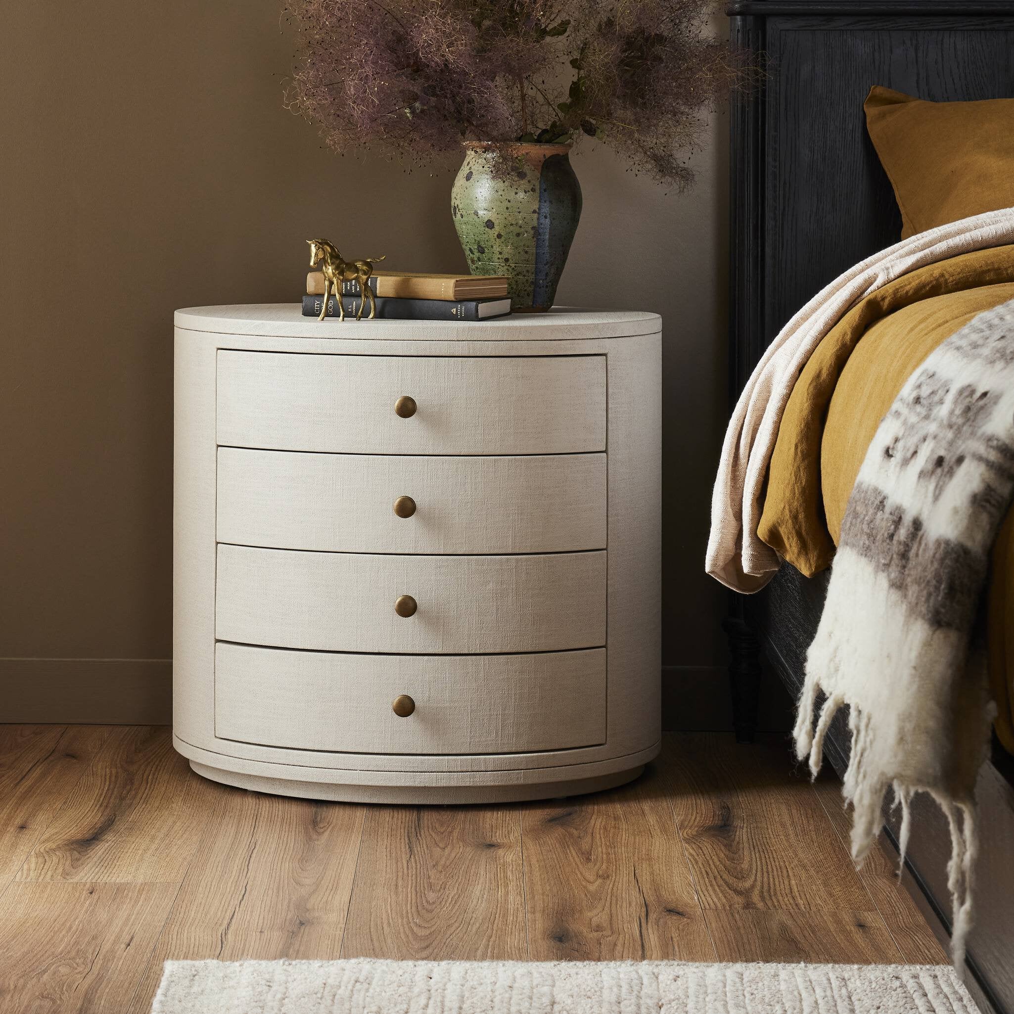 Ida Nightstand
