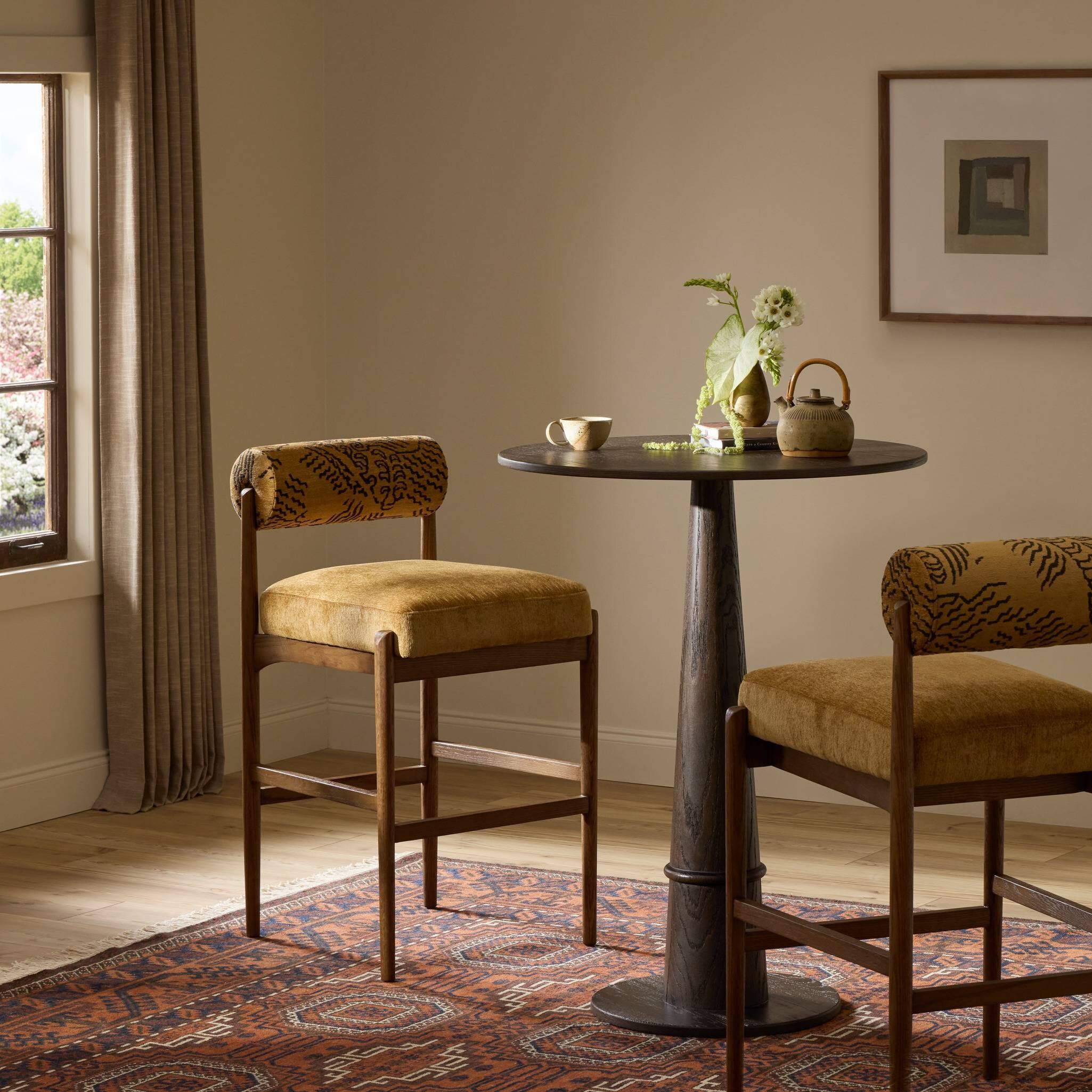 Janina Stool-StyleMeGHD