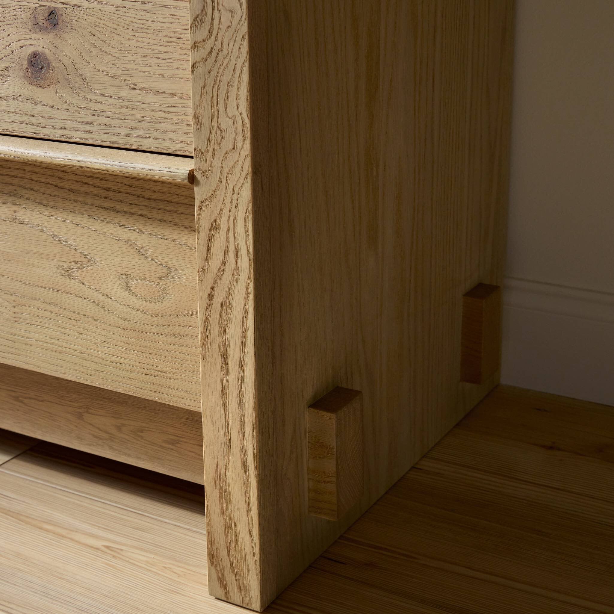 Arianna 6 Drawer Dresser