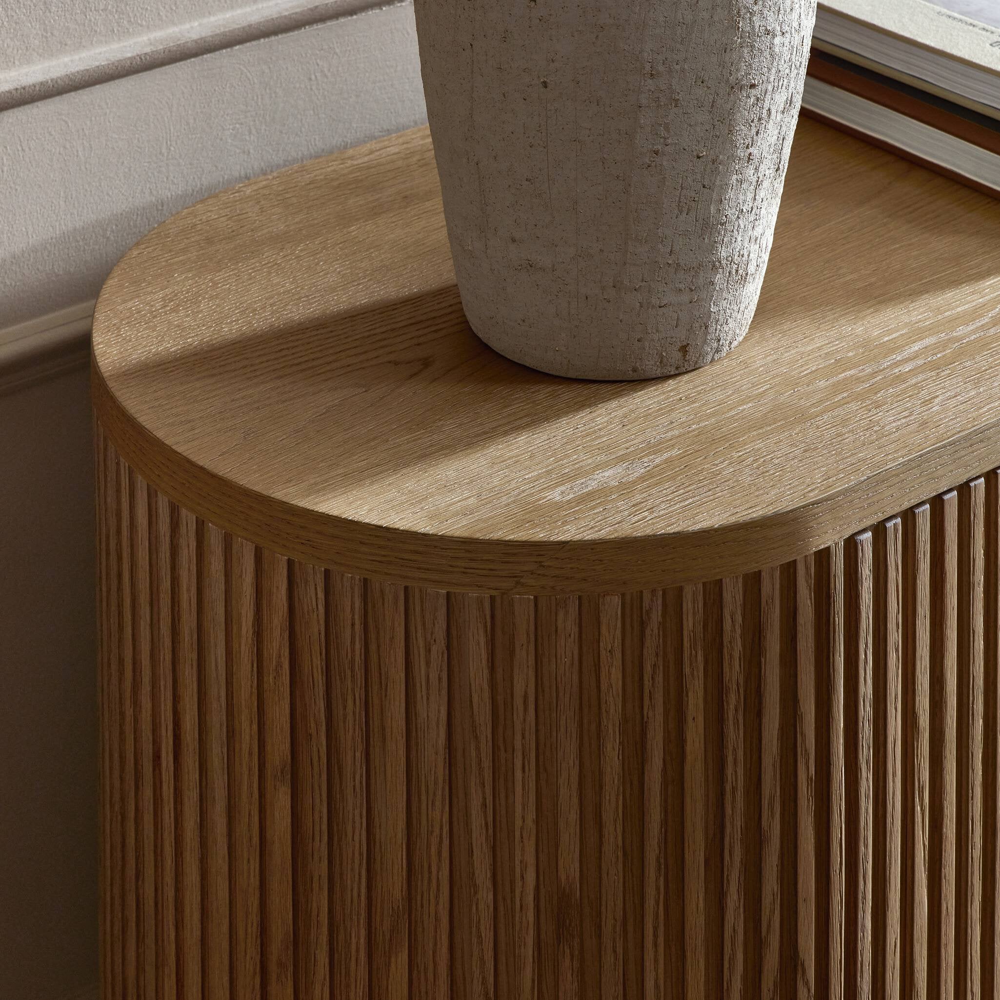 Dolly Media Console