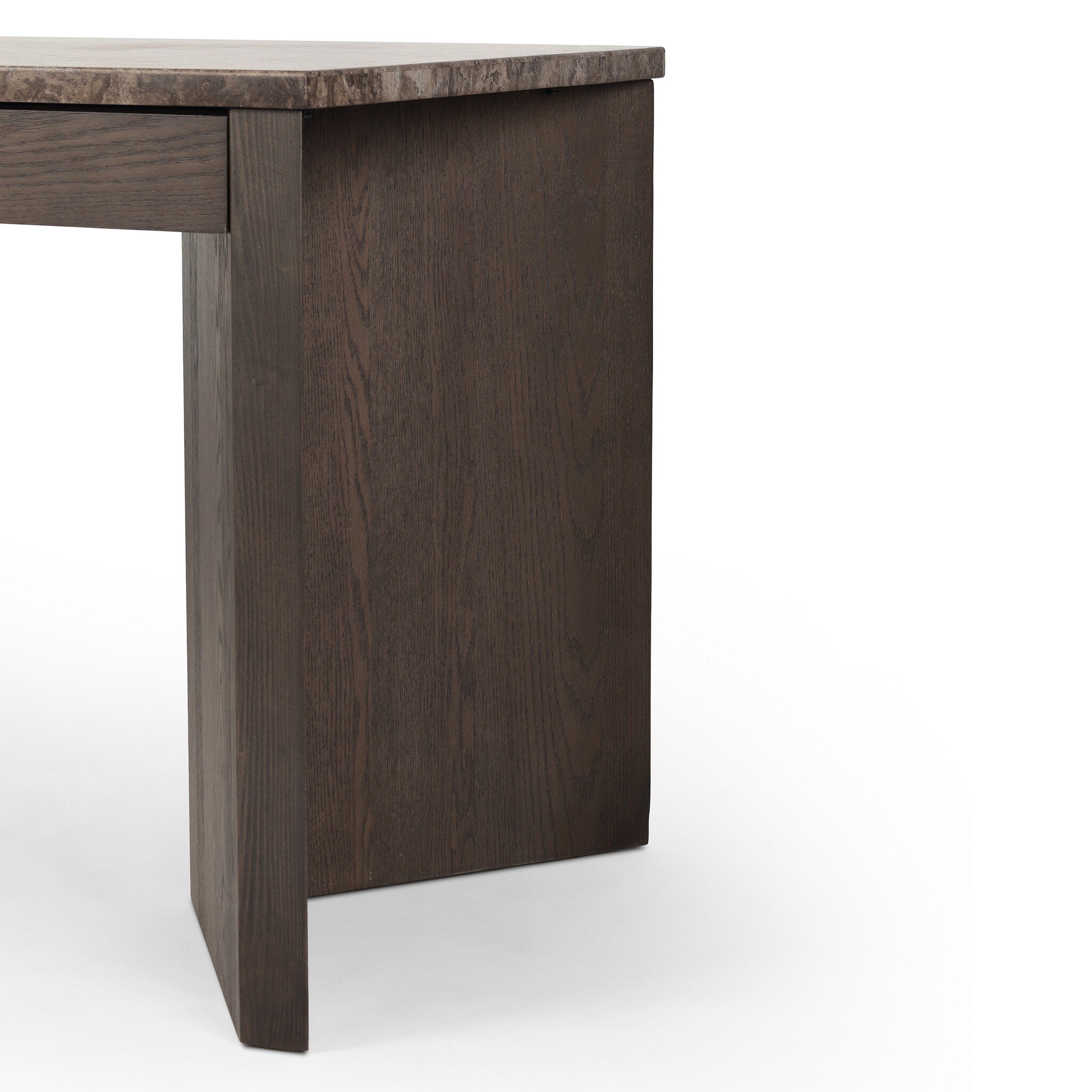 Leonel Desk