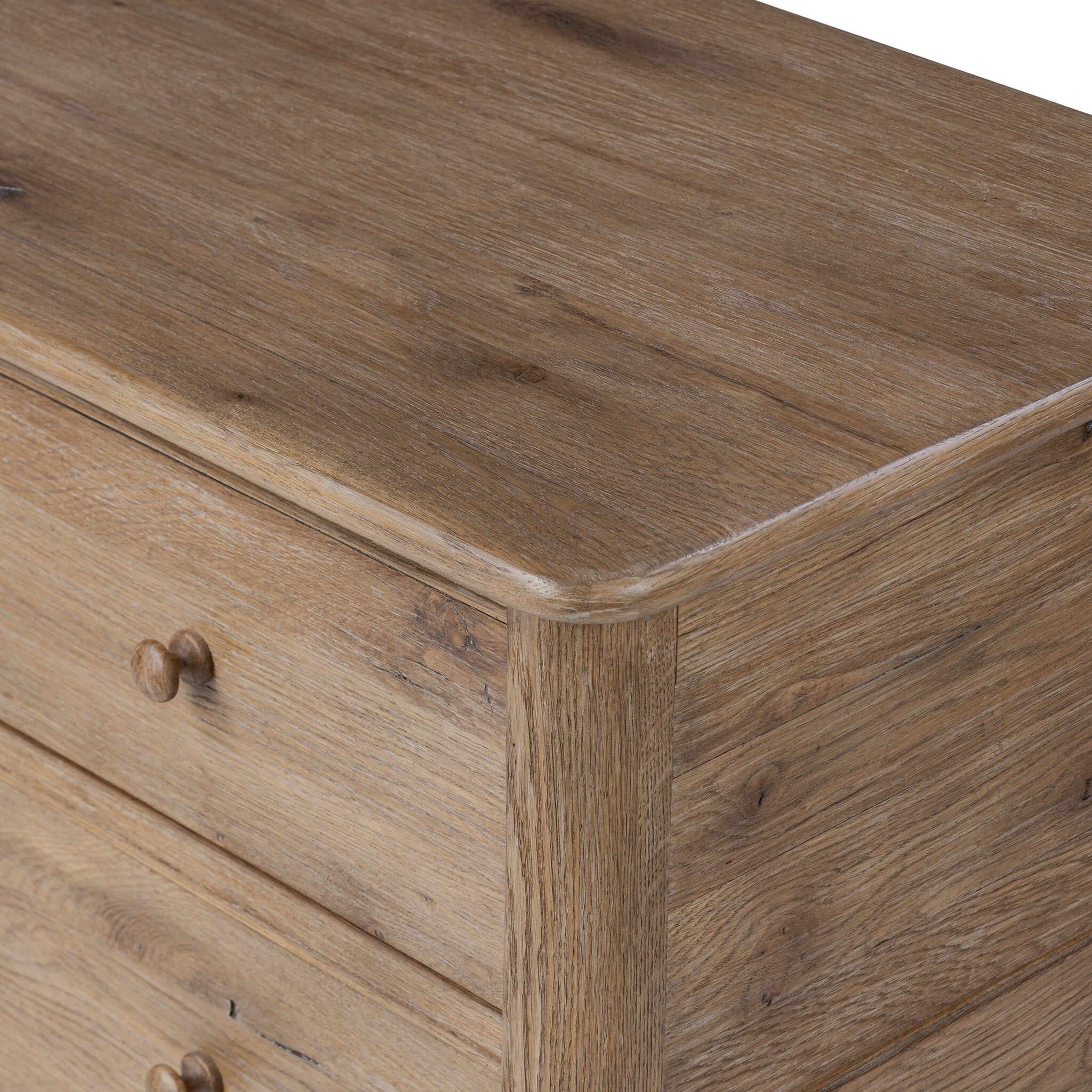 Pilar Chest