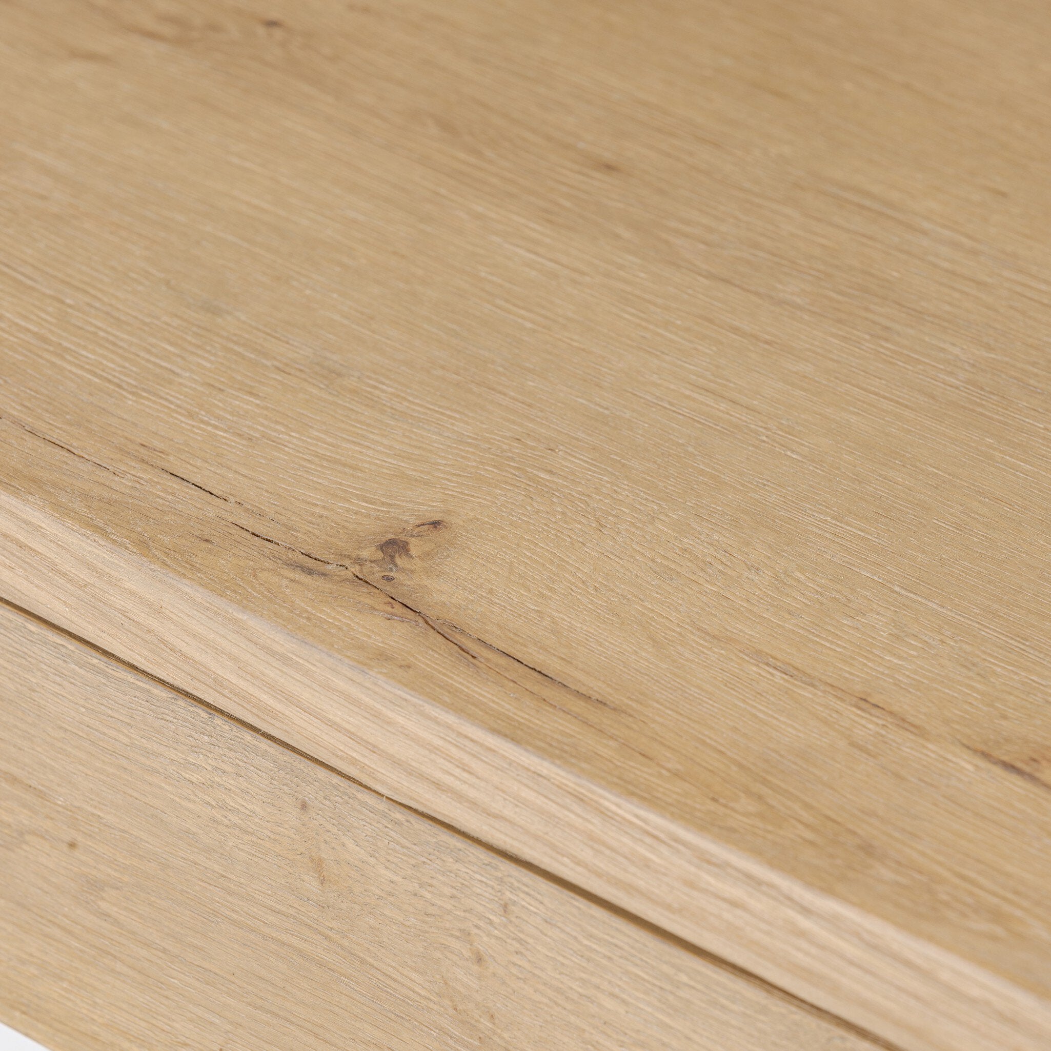 Trava Desk