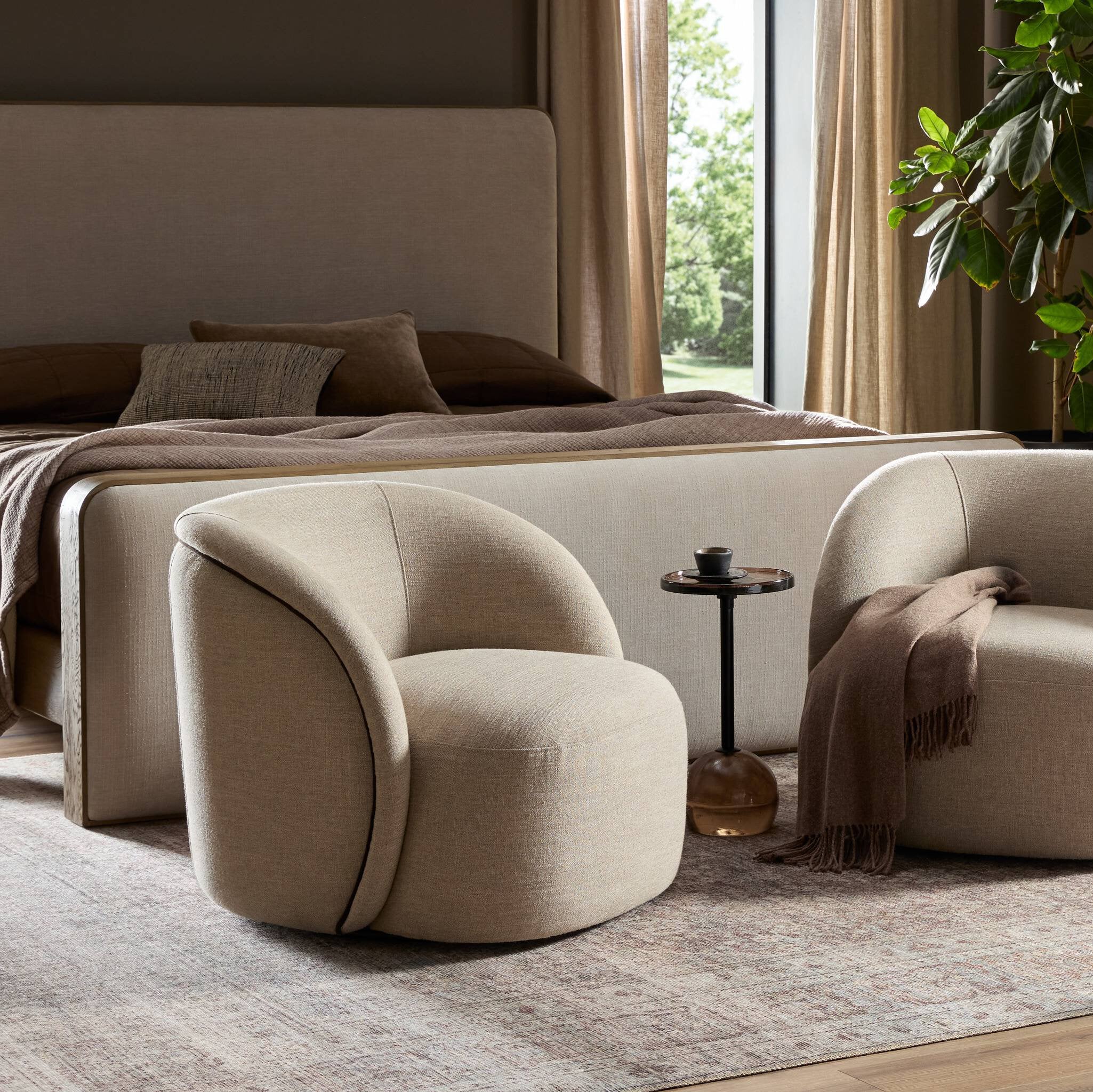 Haiden Swivel Chair