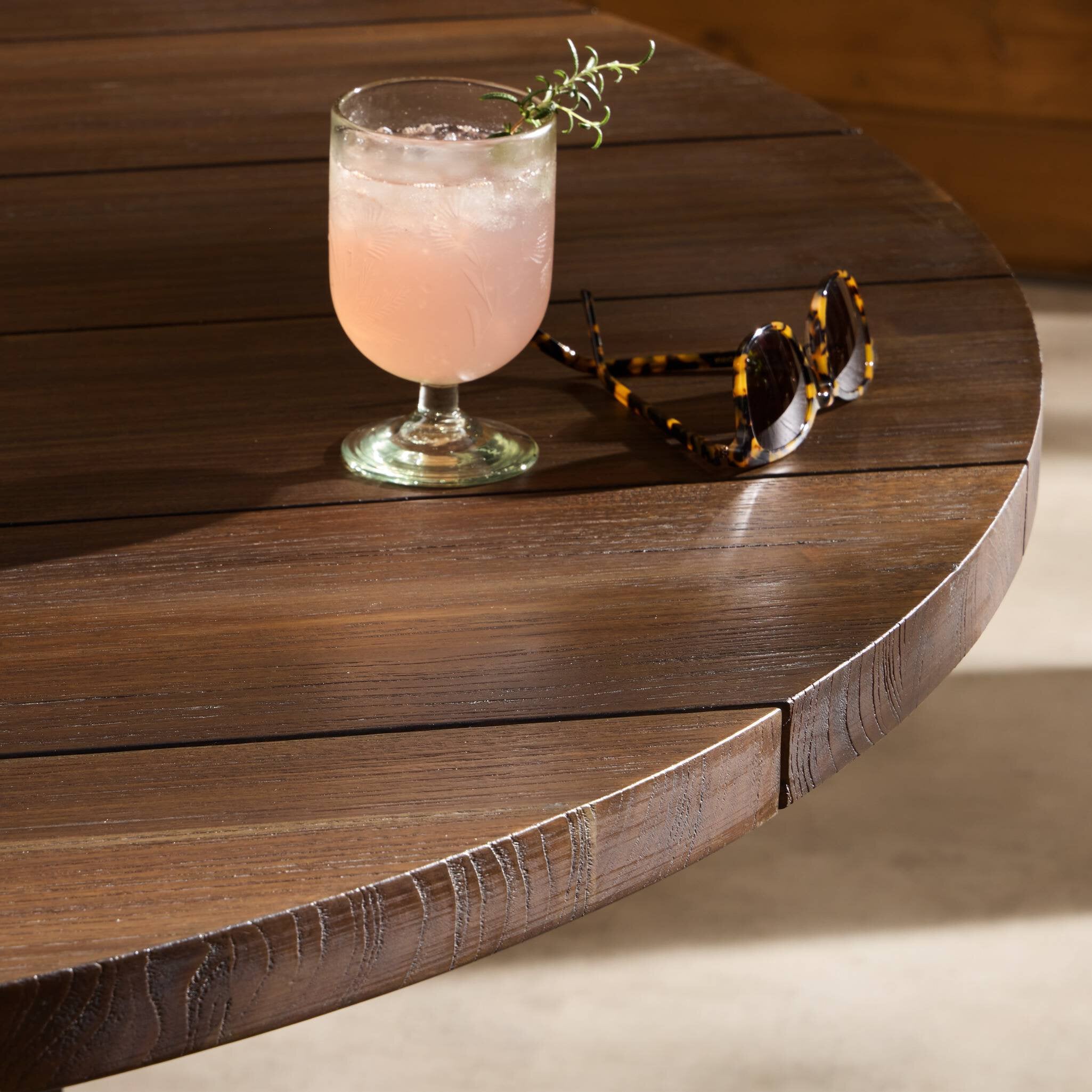 Linda Outdoor Round Dining Table