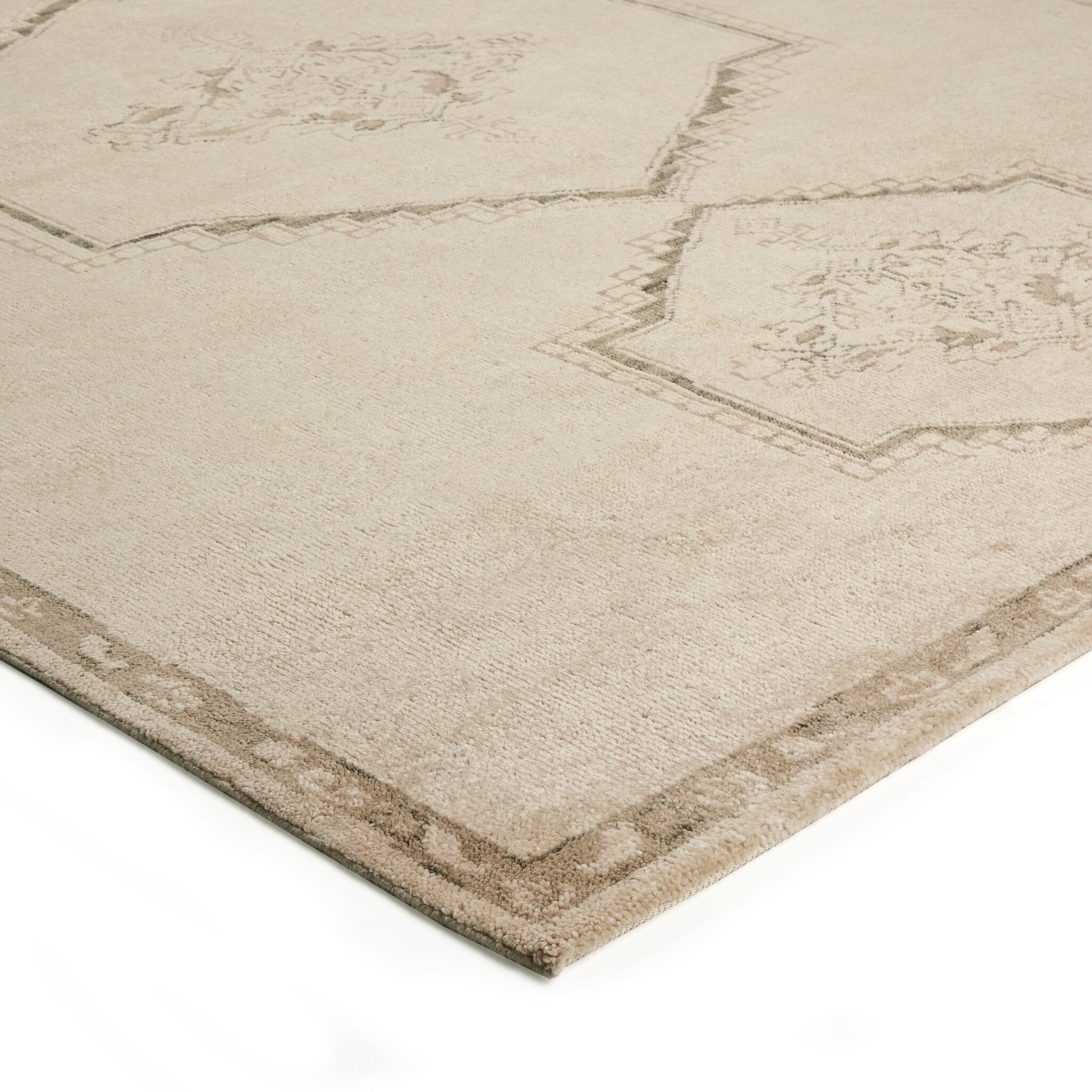 Astana Hand-Knotted Rug