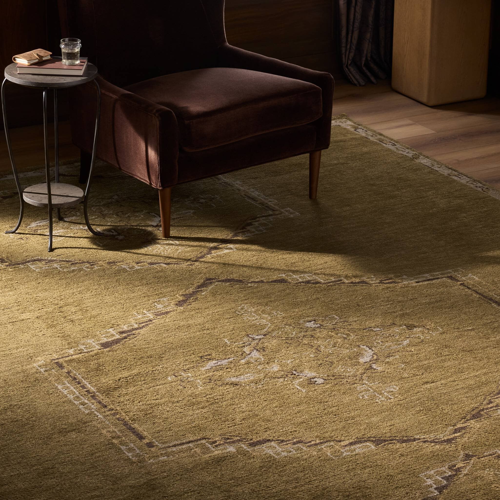 Astana Hand-Knotted Rug
