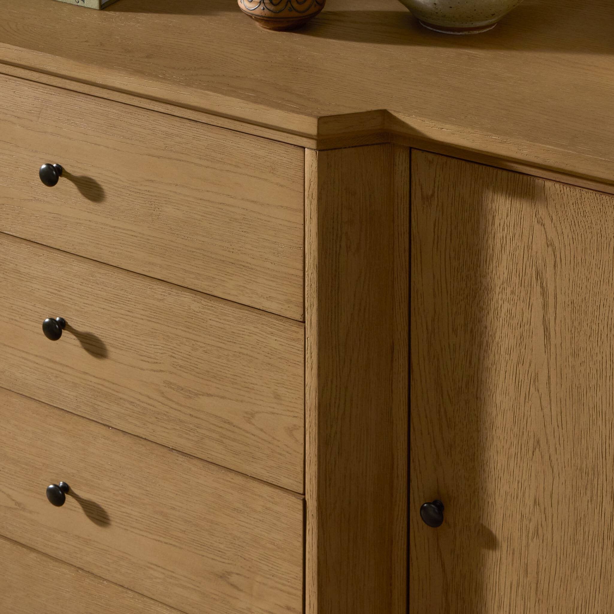 Gloris Sideboard