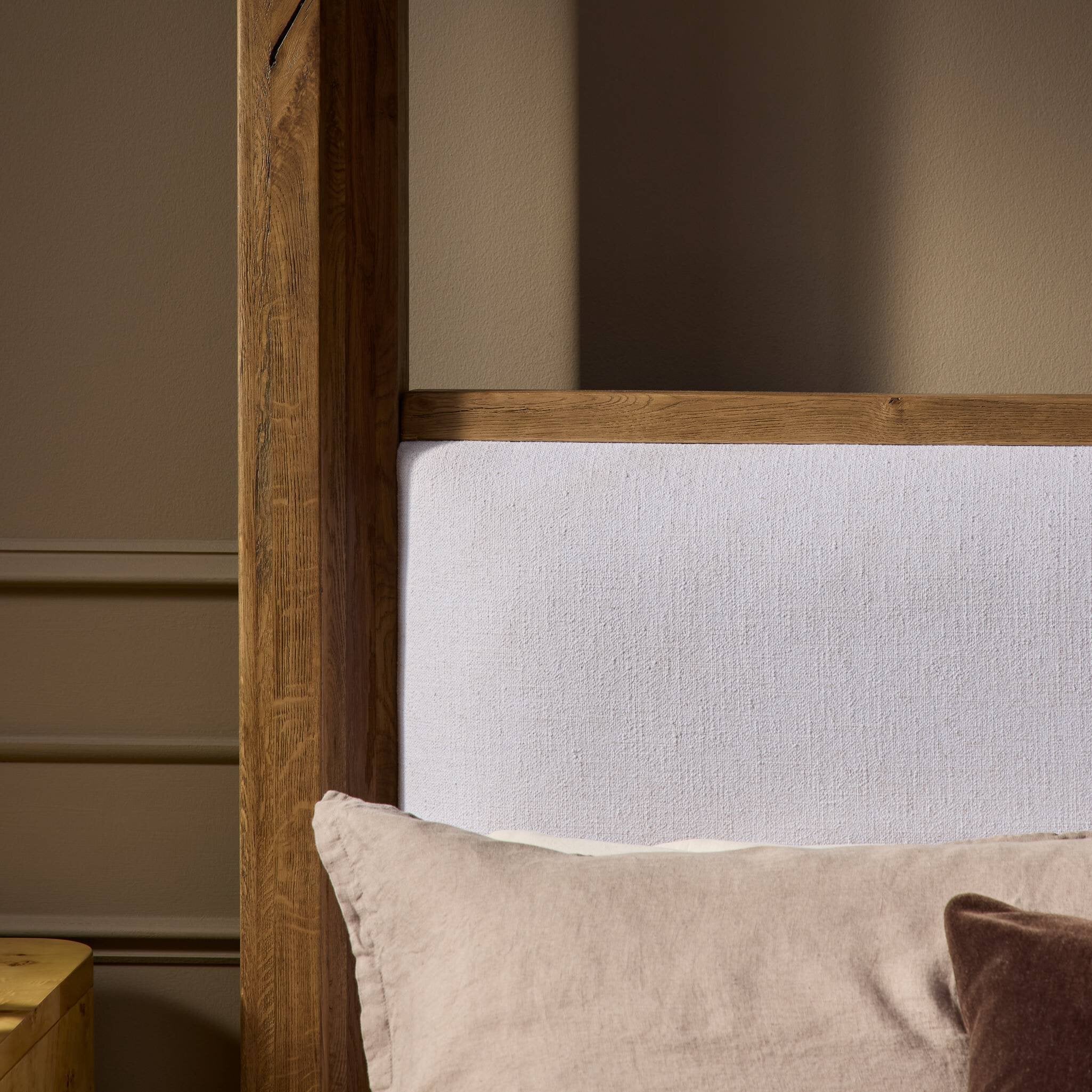 Fred Canopy Bed