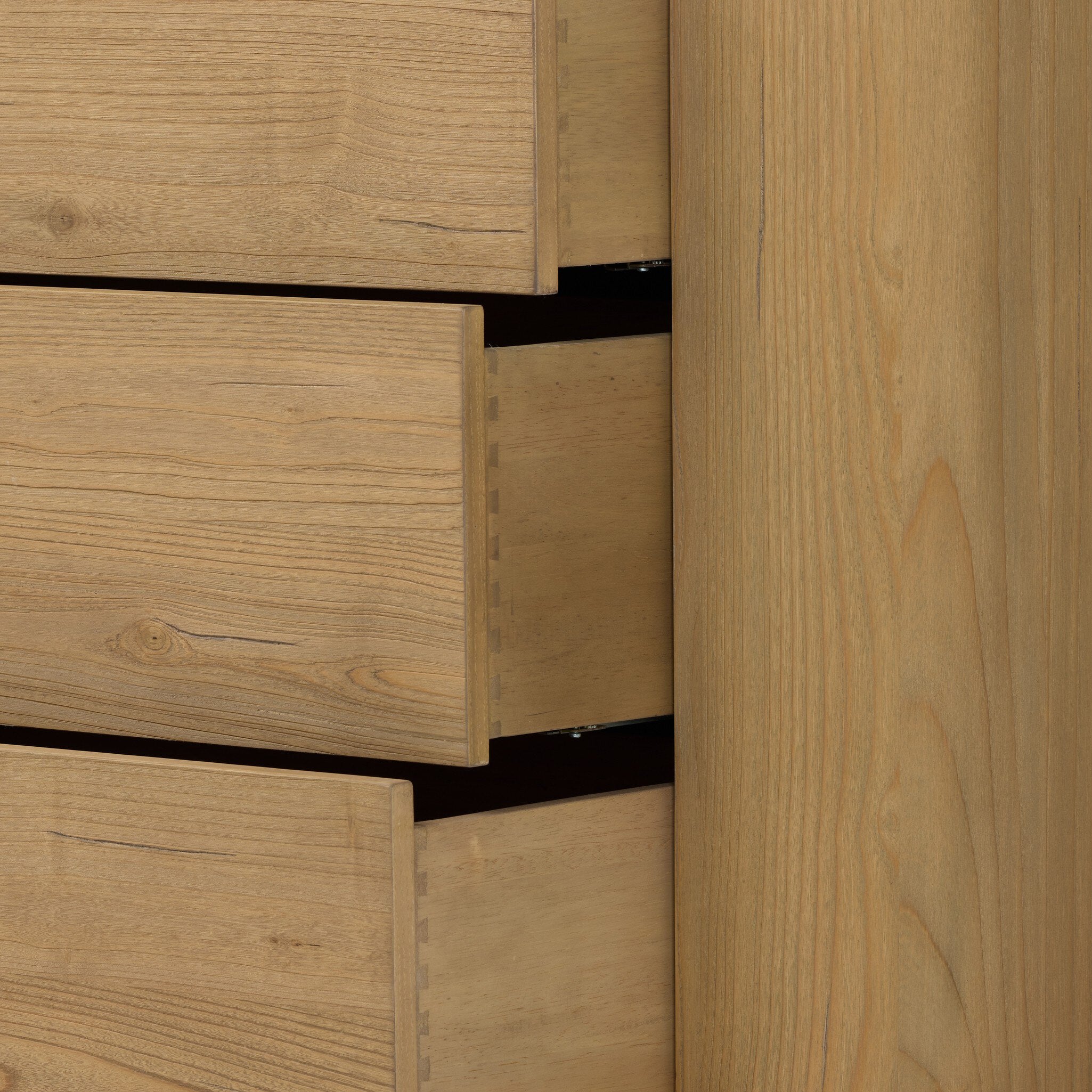 Raine 8 Drawer Dresser