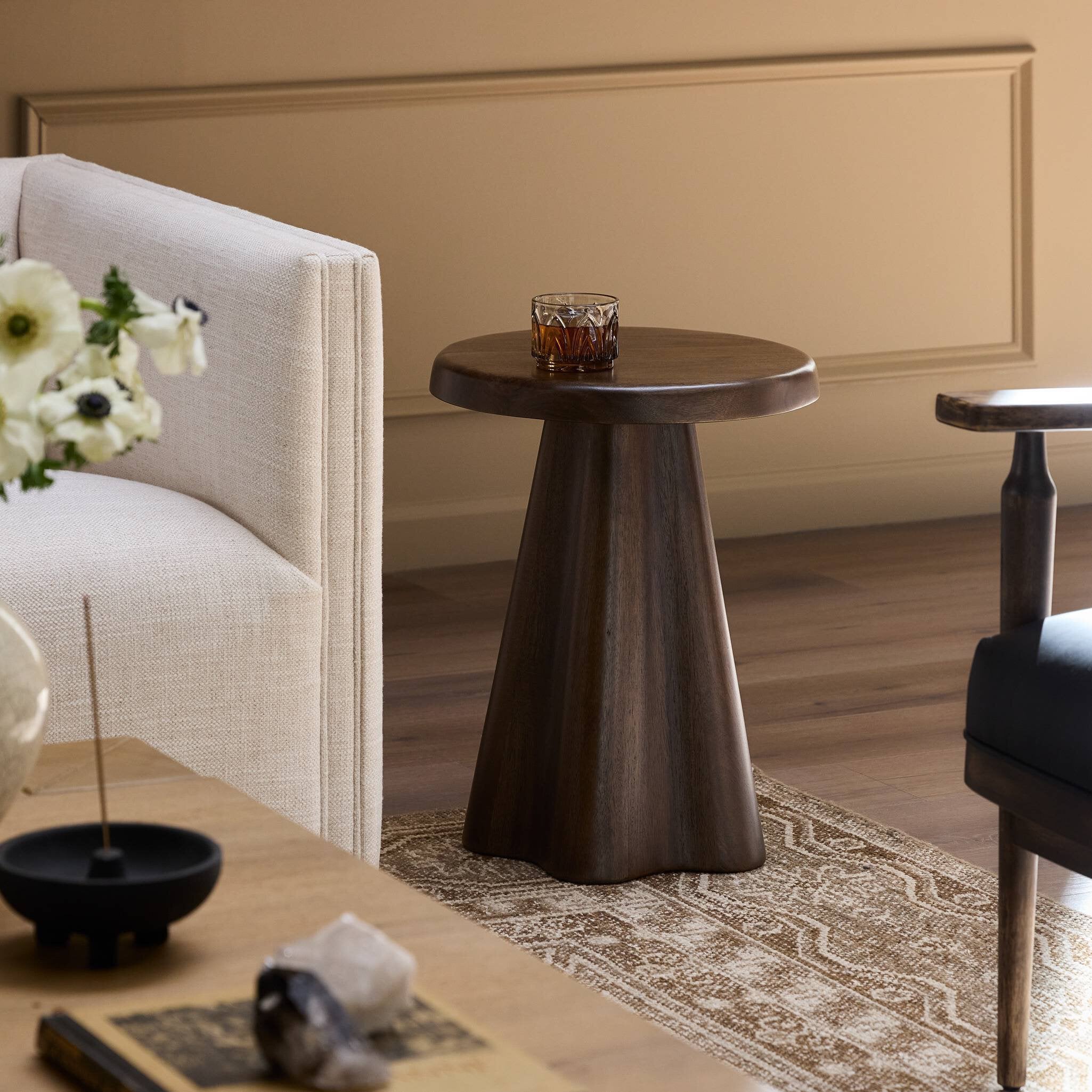 Julius End Table