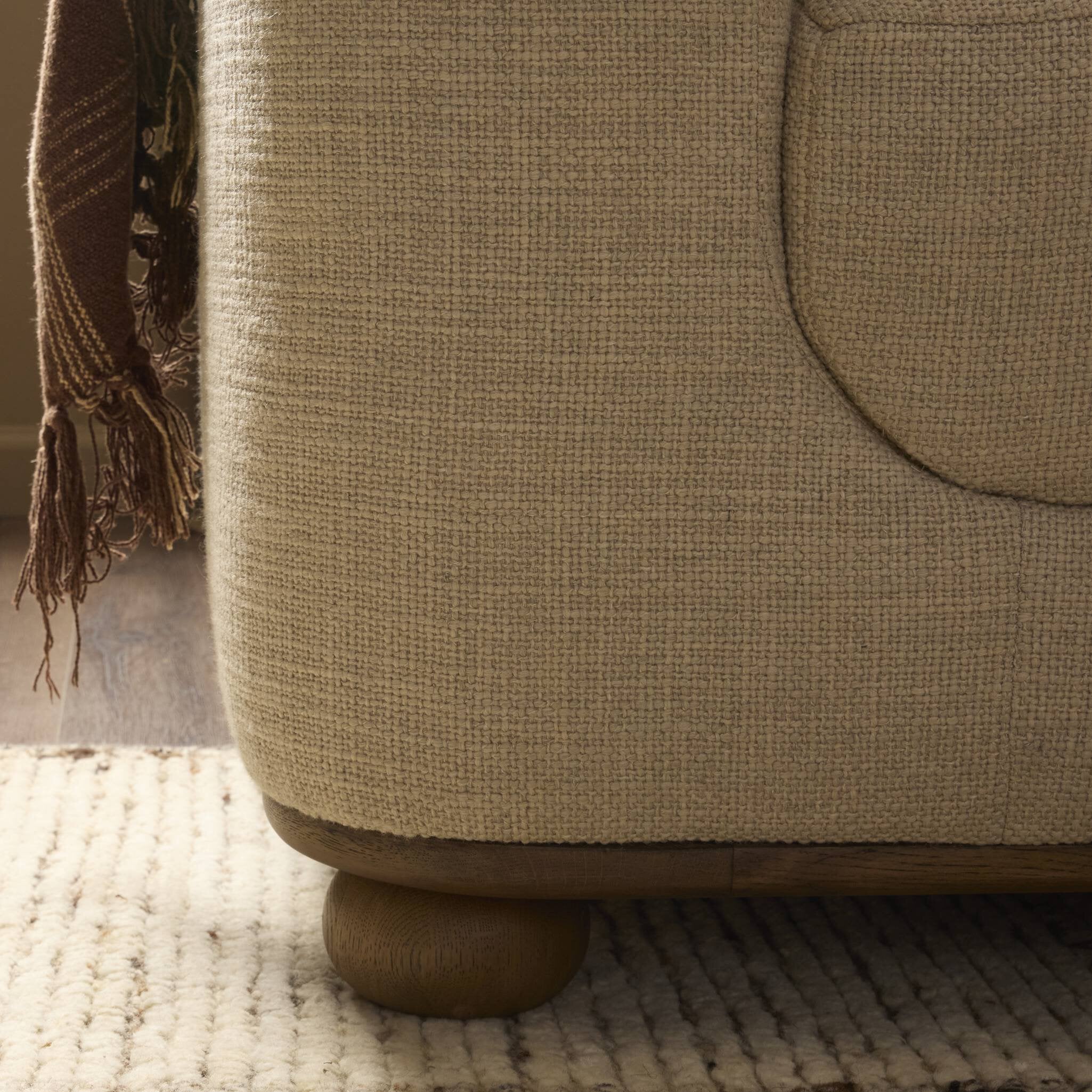 Devron Chaise - StyleMeGHD - Chairs